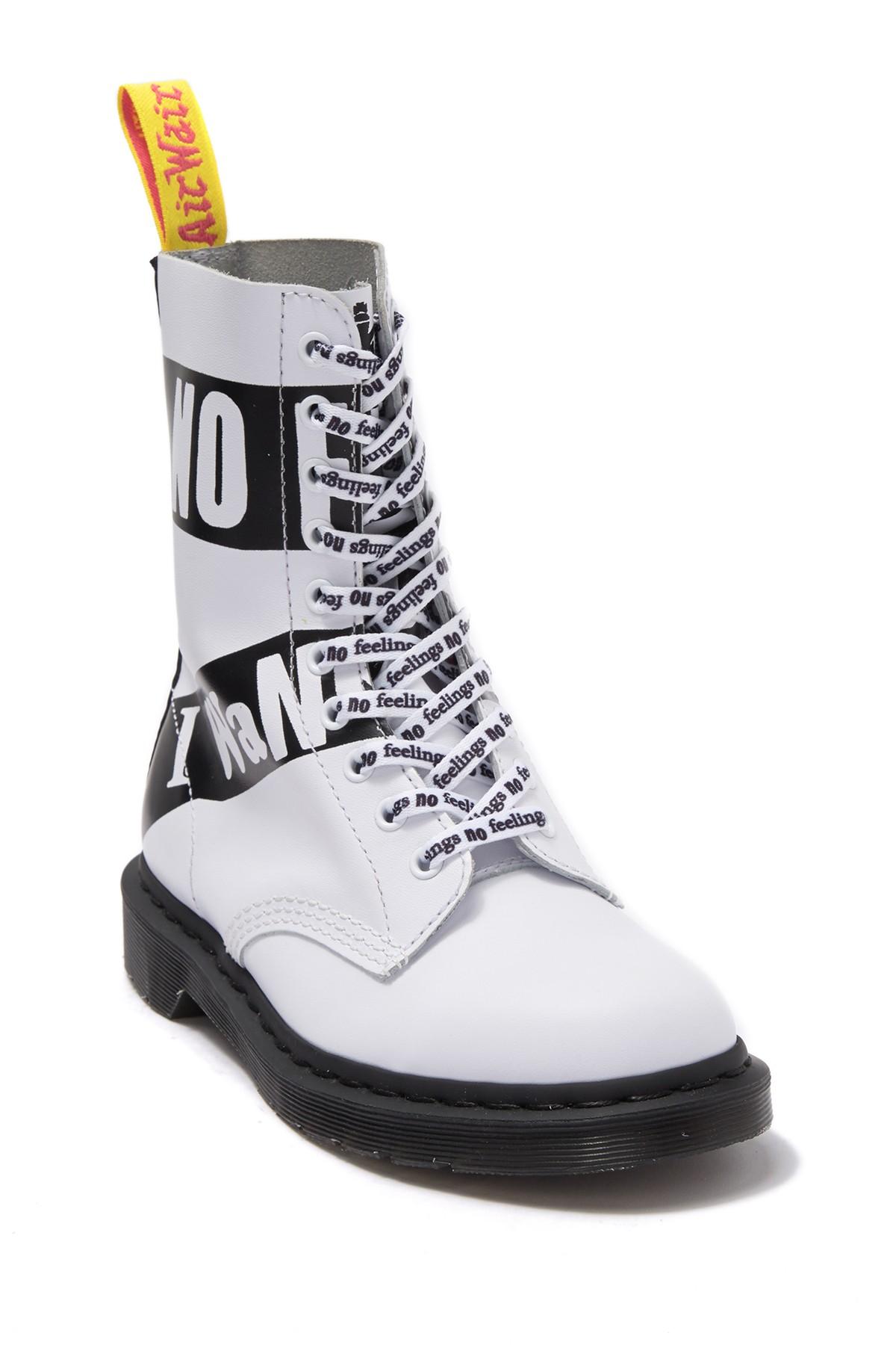 bejdsemiddel Siden hård Dr. Martens 1490 Sex Pistols High Leather Boot in White for Men - Lyst