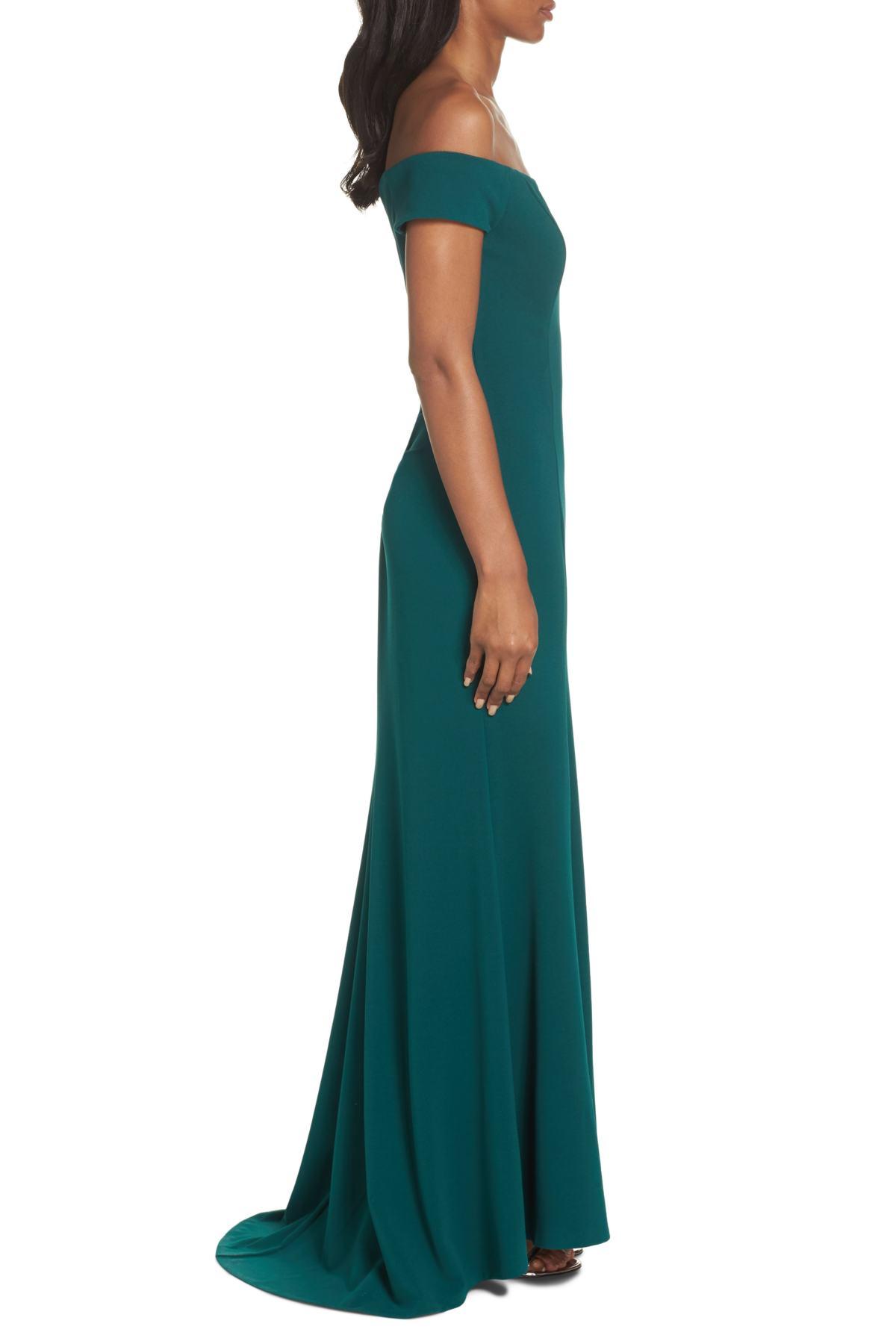 vince camuto notched off the shoulder trumpet gown