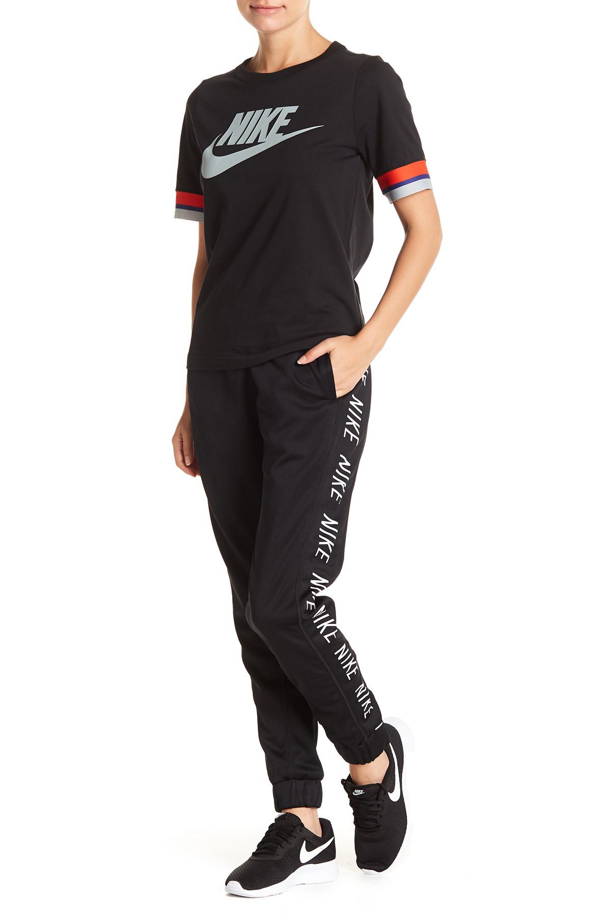 nike logo sweatpants