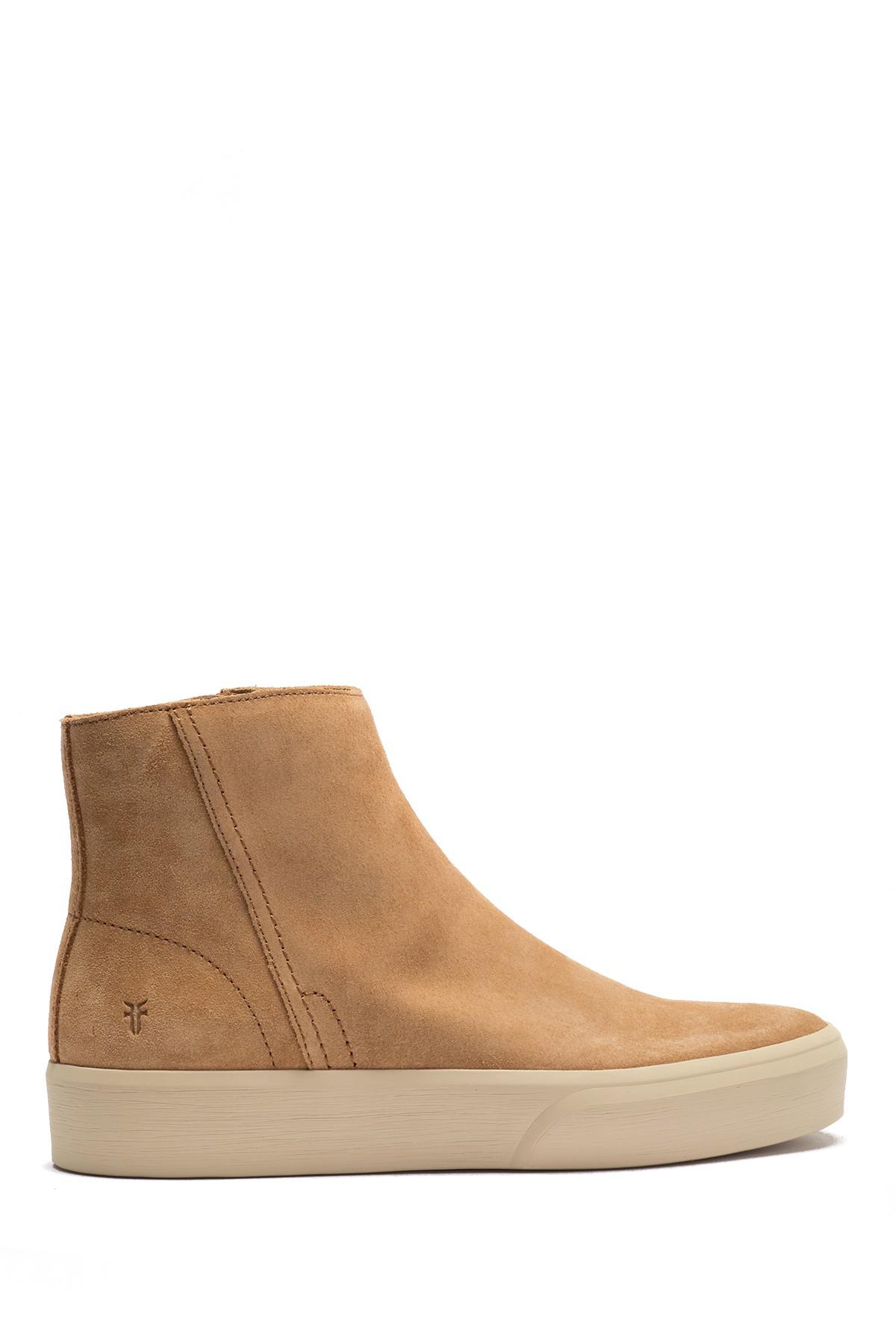 frye beacon inside zip