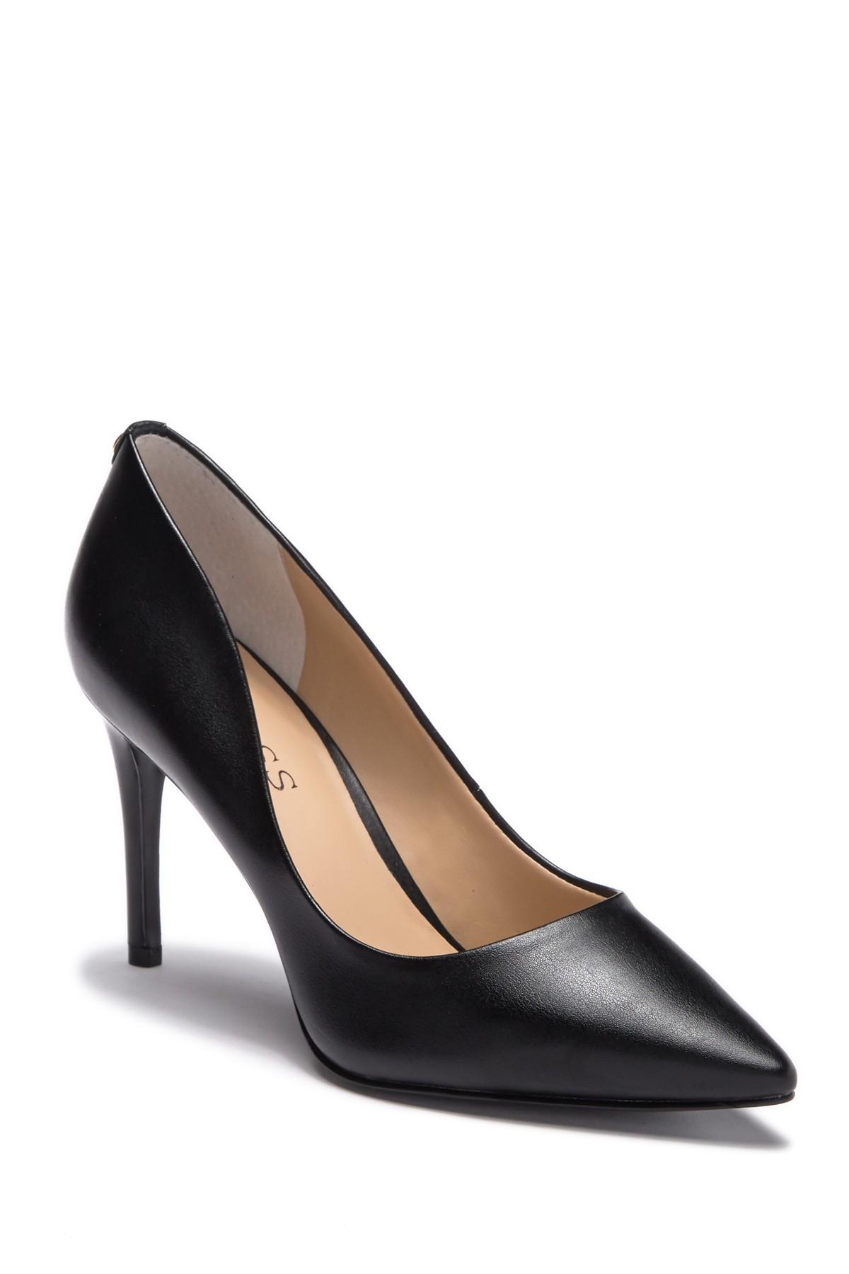 Guess Leather Bennie Pointed Toe Pump in Black - Lyst