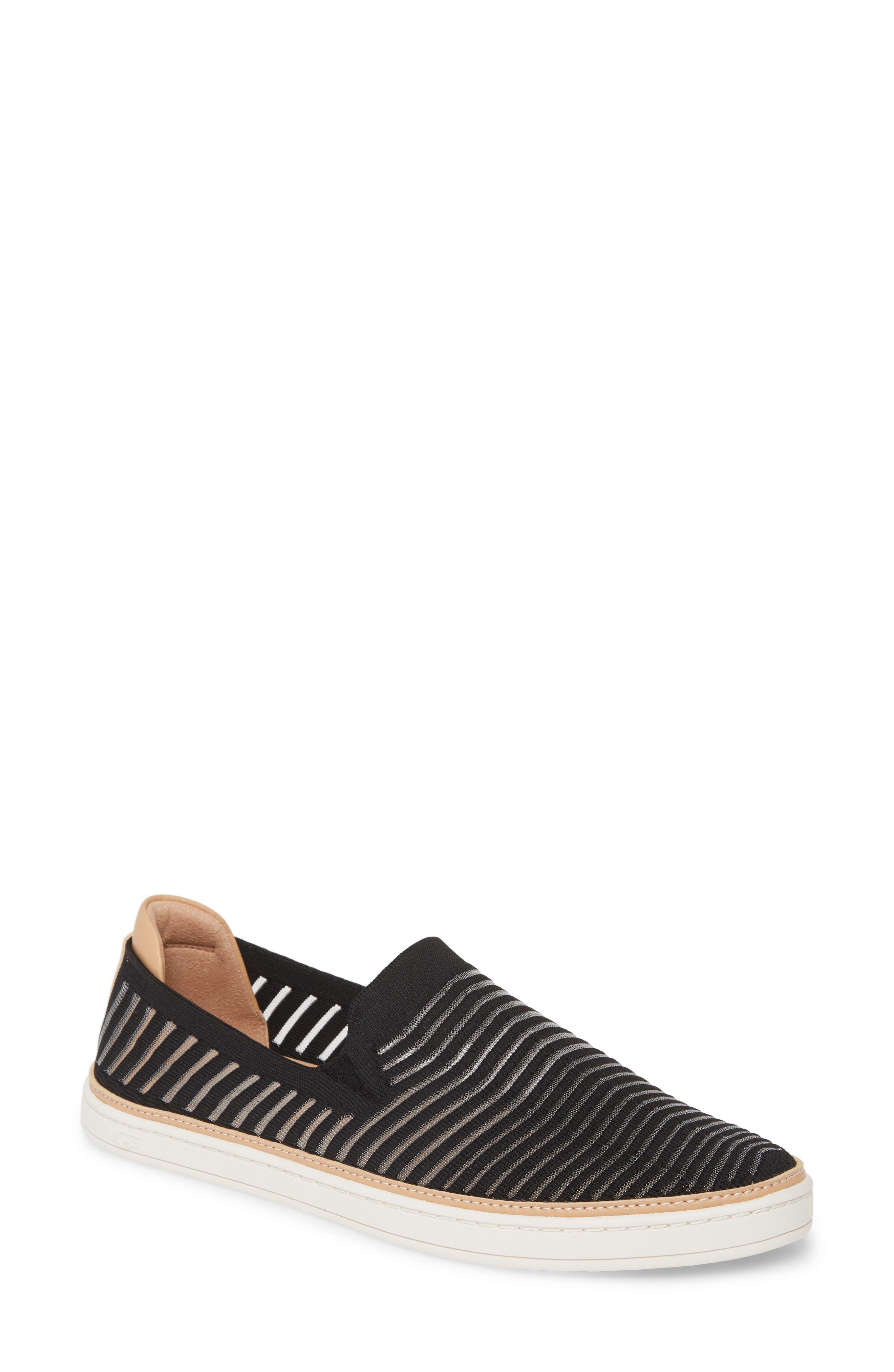ugg sammy breeze black