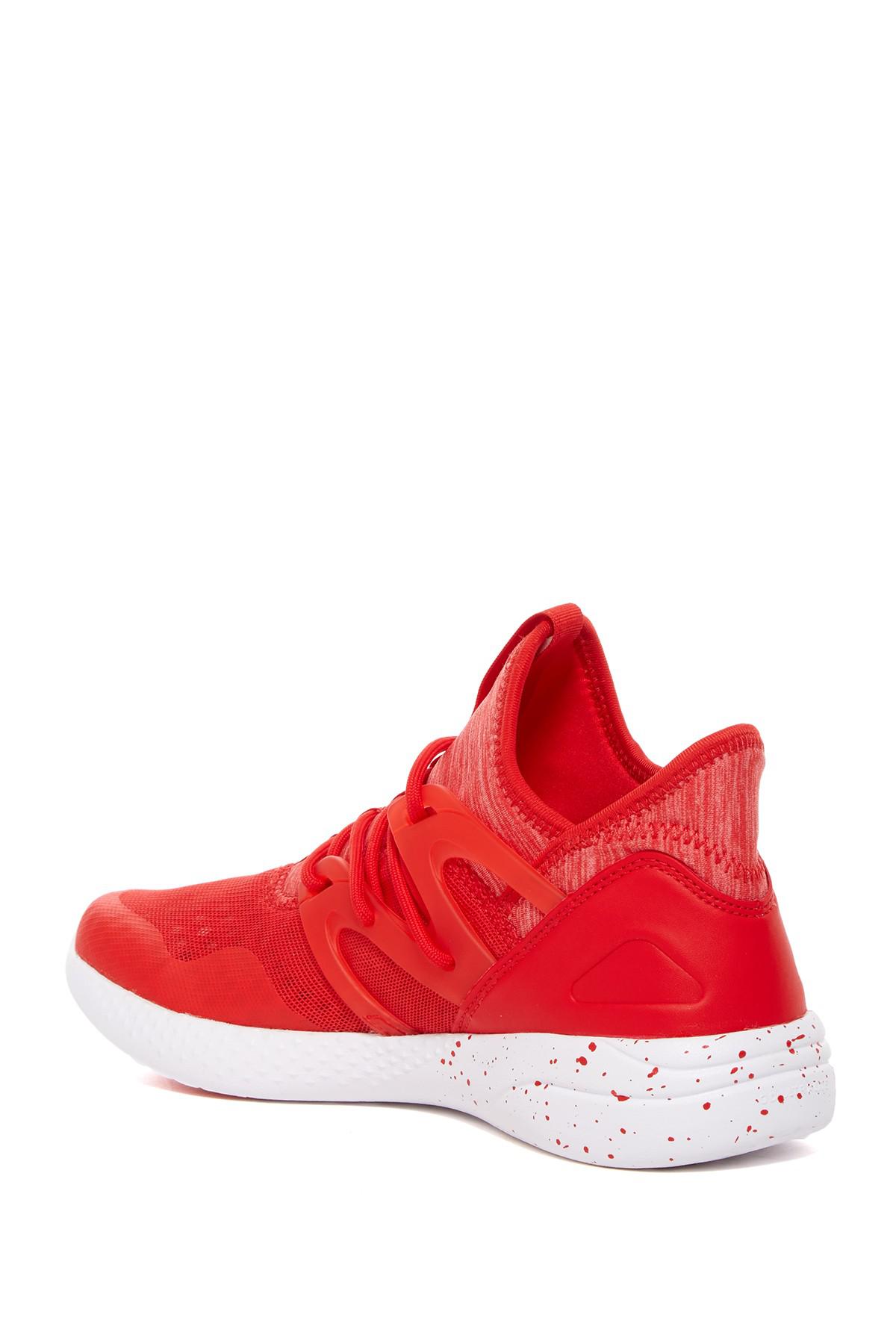 reebok hayasu red