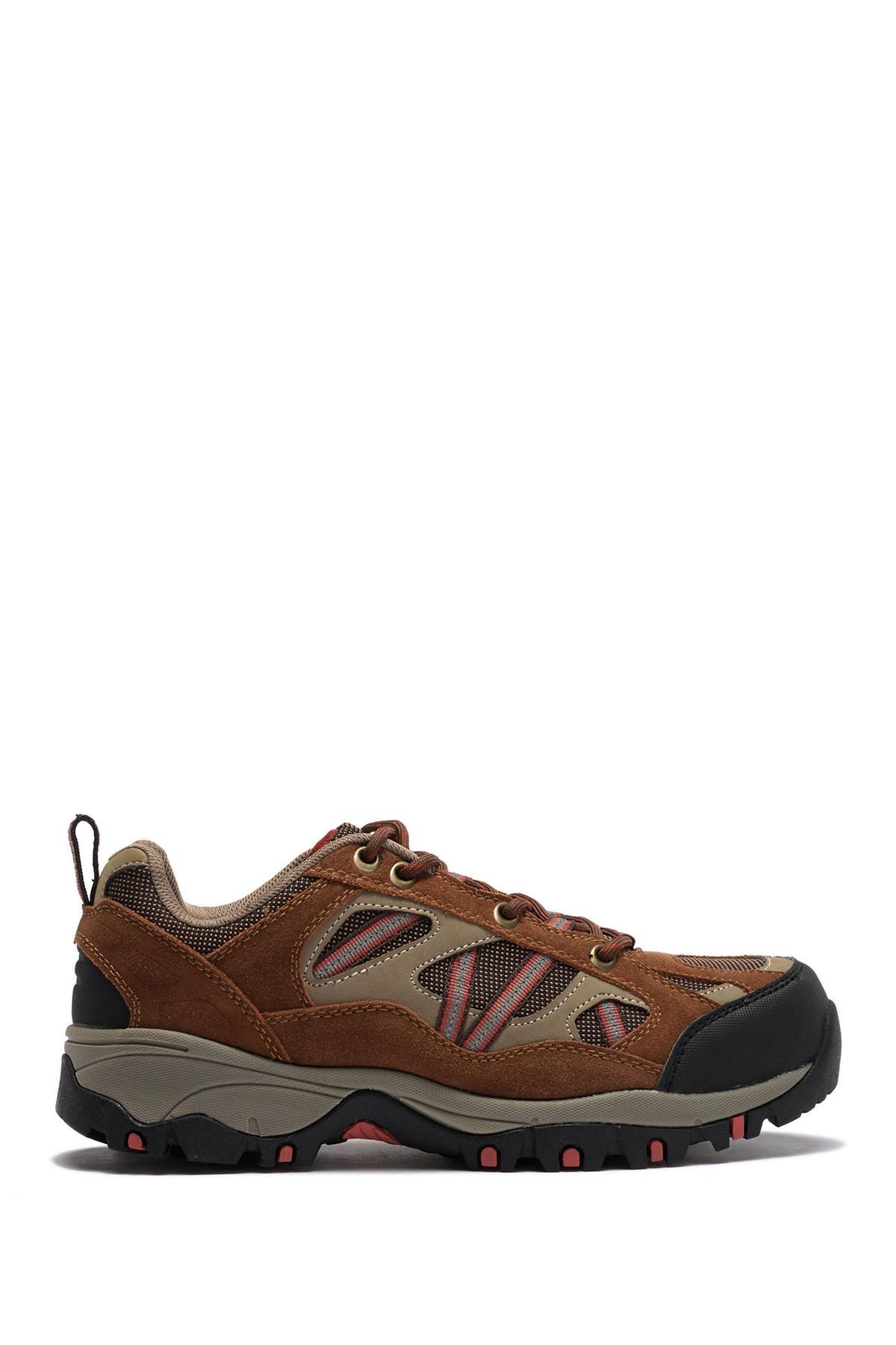 khombu wally hiking sneaker