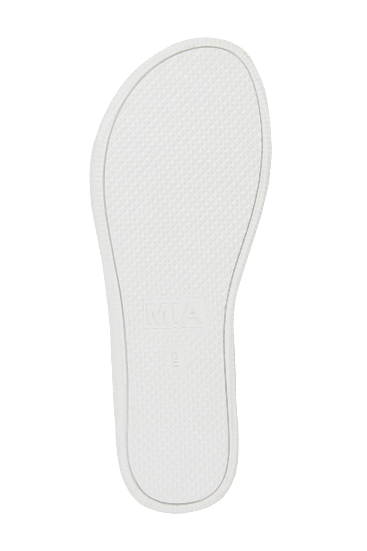 mia linnea platform sandal