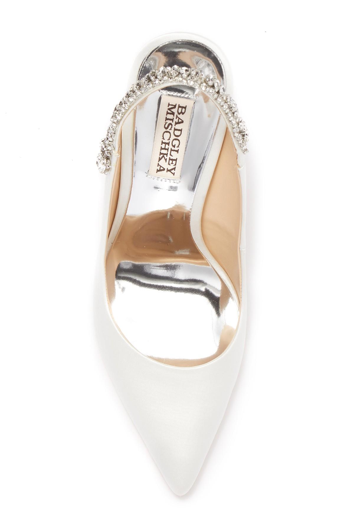 badgley mischka paxton pointy toe slingback pump