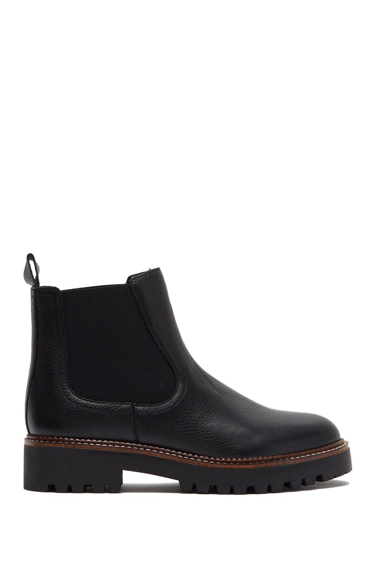 Caslon Miller Water Resistant Leather Chelsea Boot in Black | Lyst