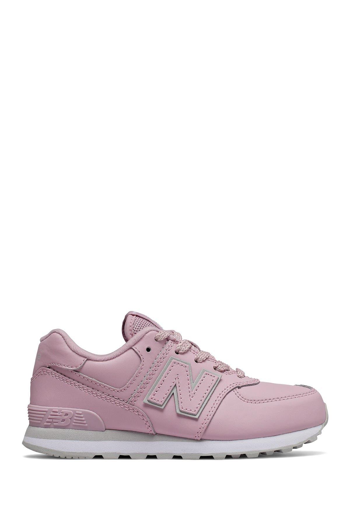 Hipócrita vagón Resistente New Balance 574 Classic Running Shoe in Purple | Lyst