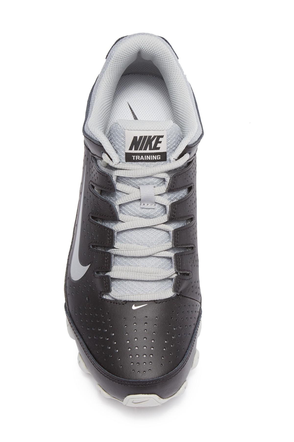 reax 8 training mesh sneaker