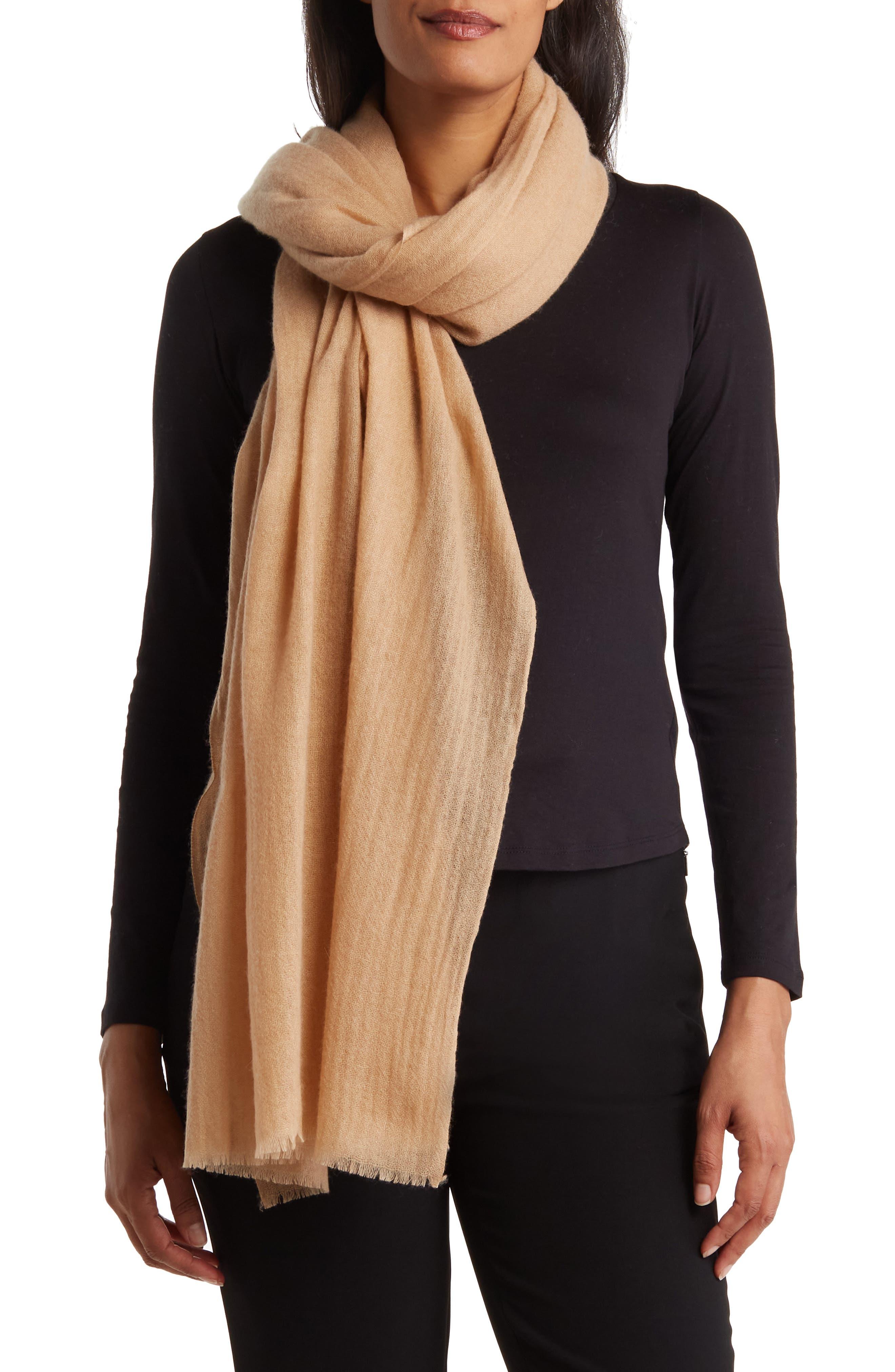 Amicale Cashmere Cheetah Patterned Scarf