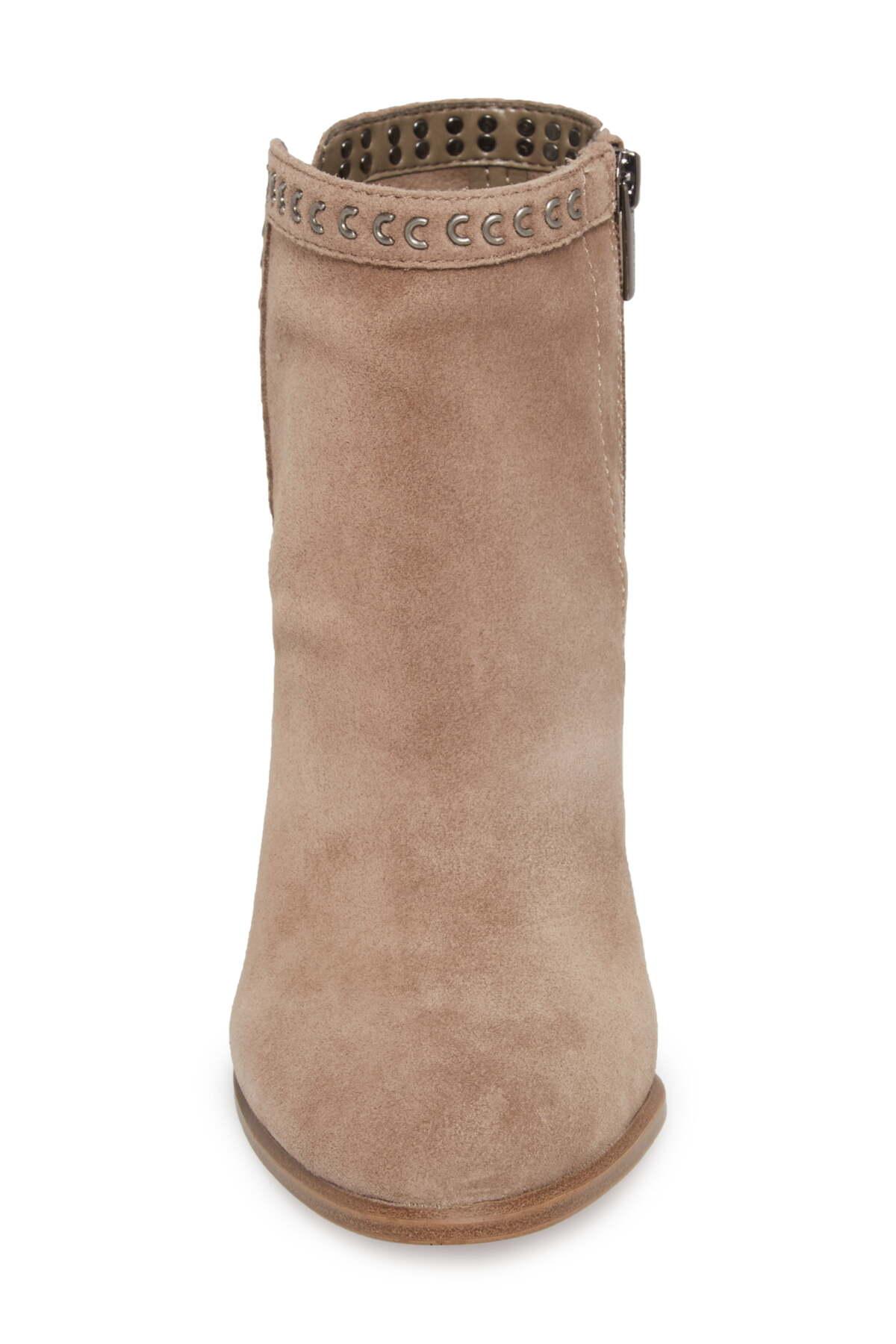 vince camuto finchie