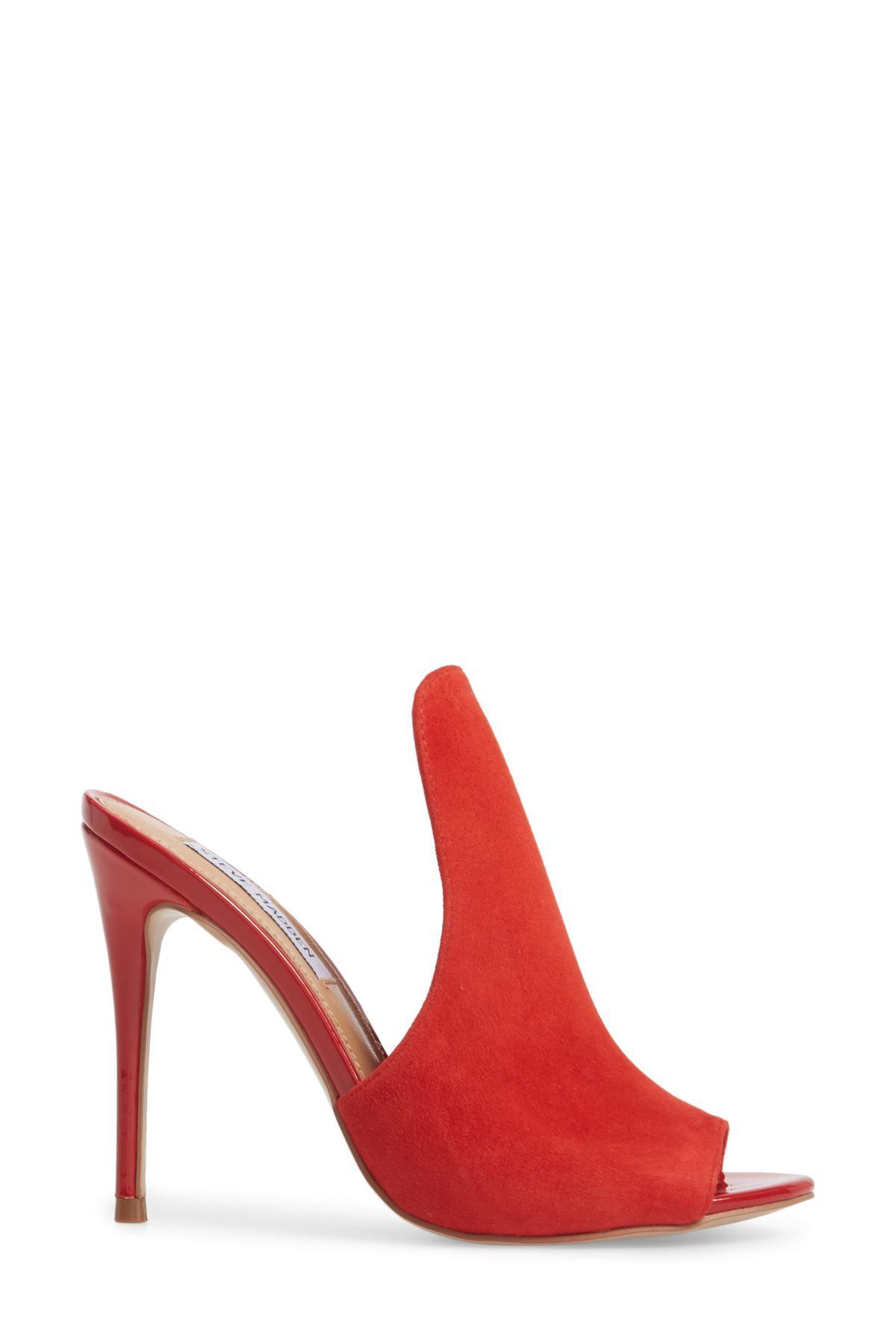 Sinful Sandal in Red Suede 
