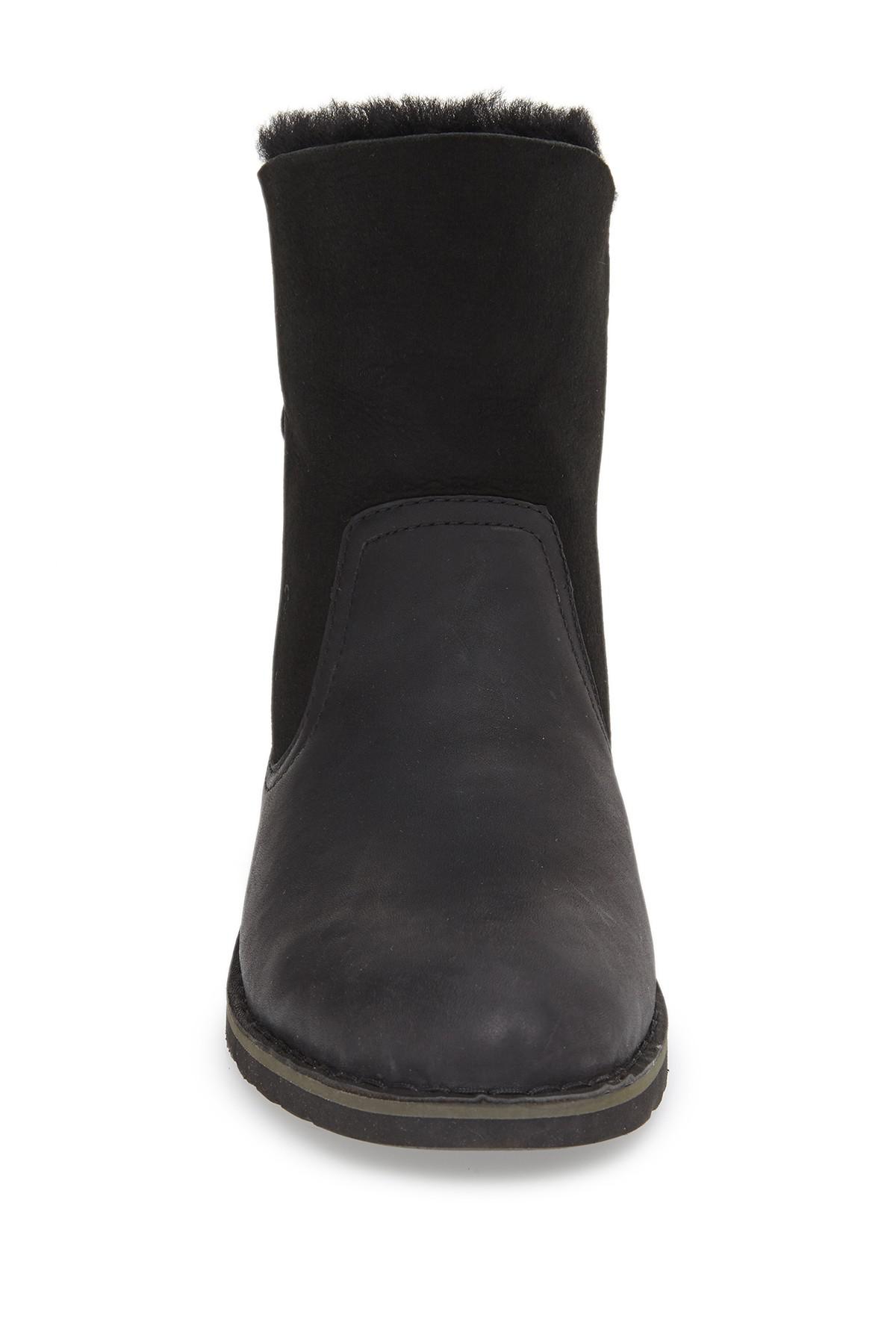ugg naiyah black