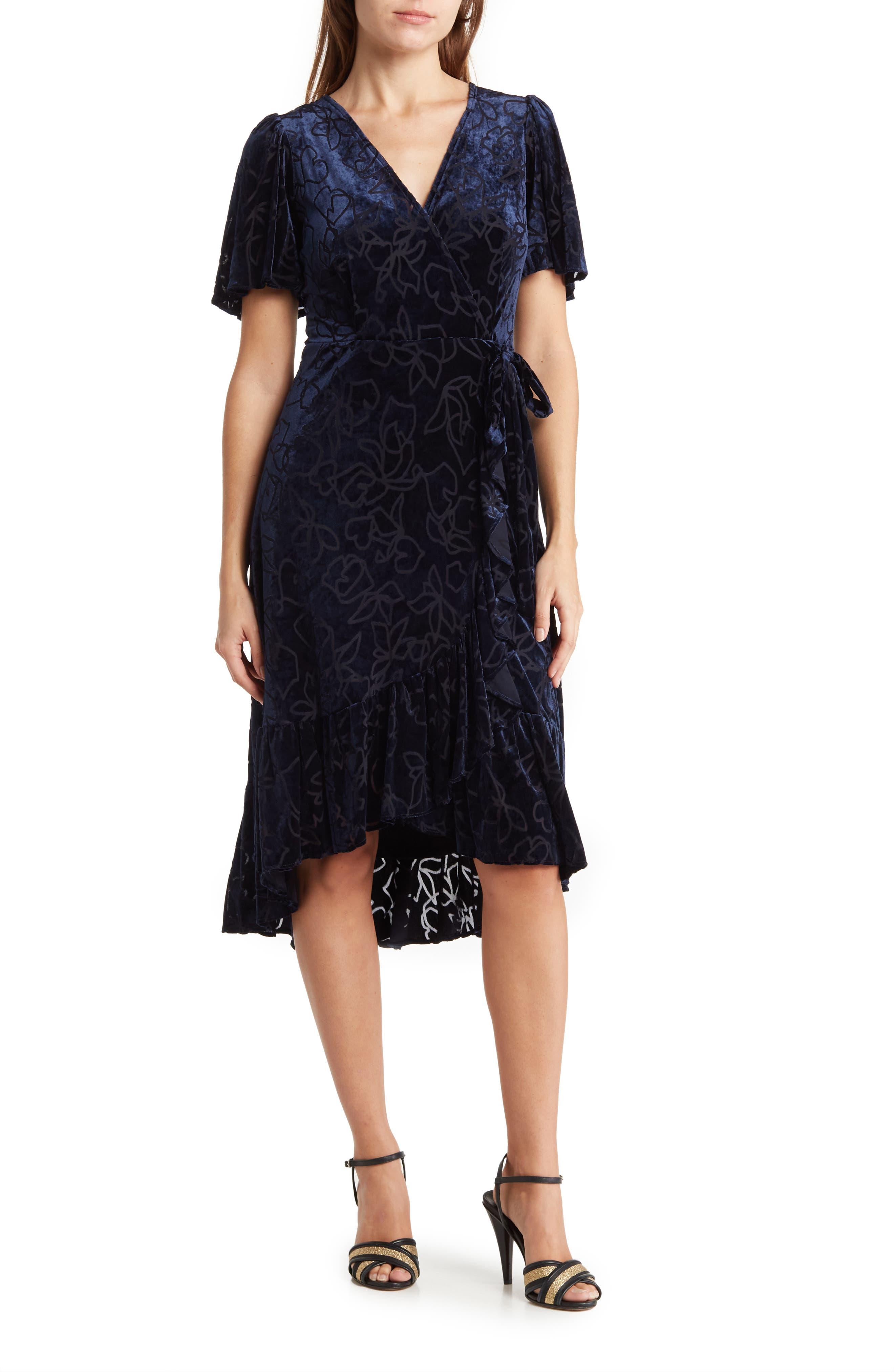 Calvin Klein Floral Velvet Burnout Midi Dress In Twlight At Nordstrom Rack  in Black | Lyst