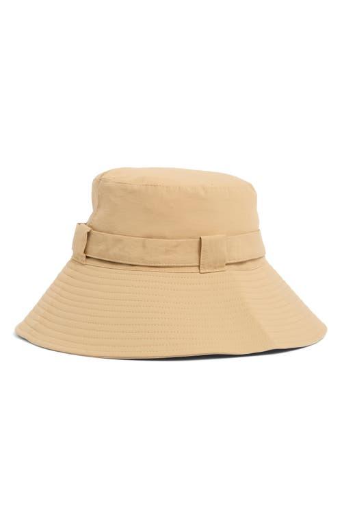 BCBGMAXAZRIA Belted Bucket Hat in Natural | Lyst display picture 1