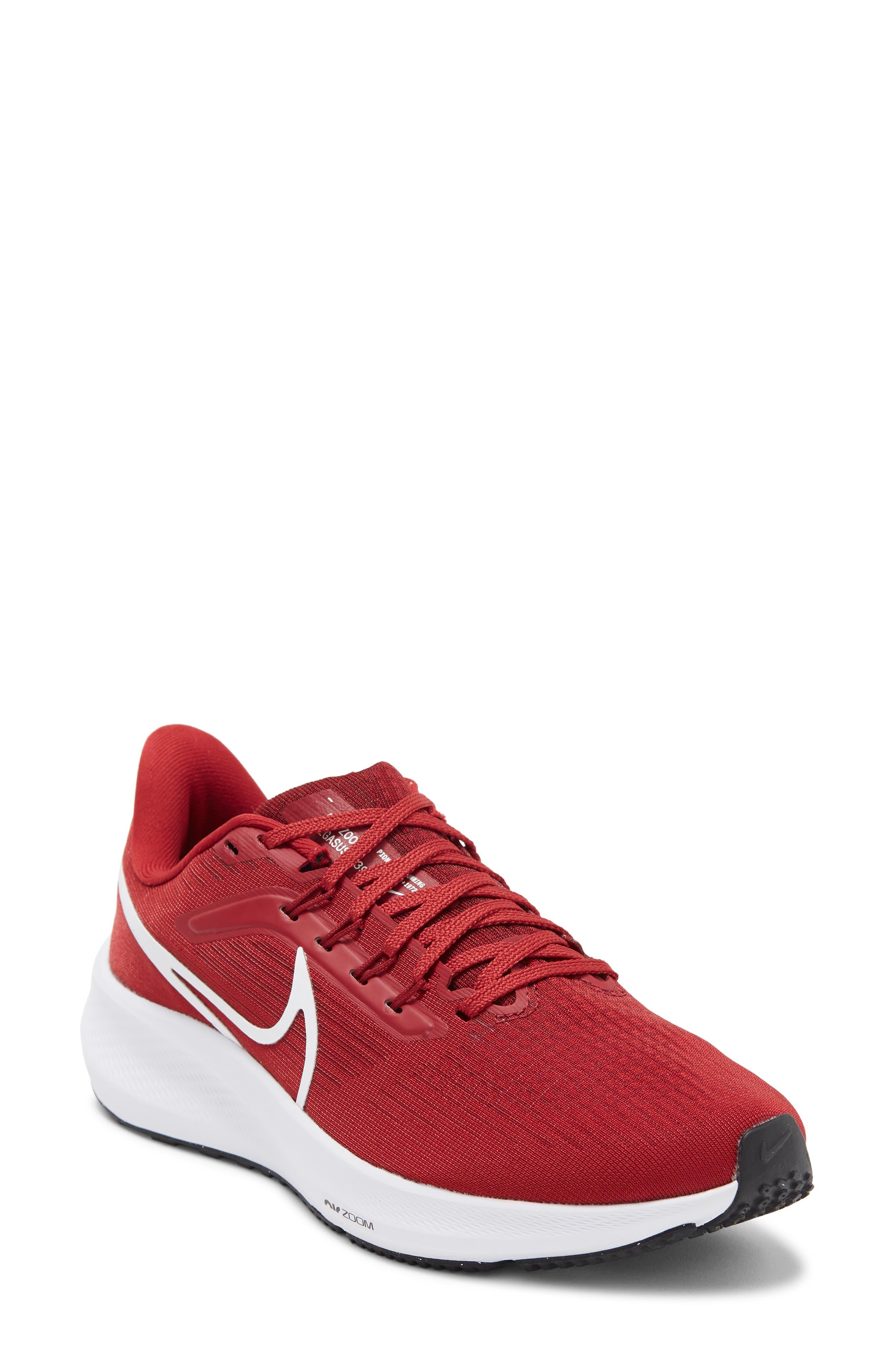 Nike Air Zoom Pegasus 39 Tb Running Shoe in Red | Lyst