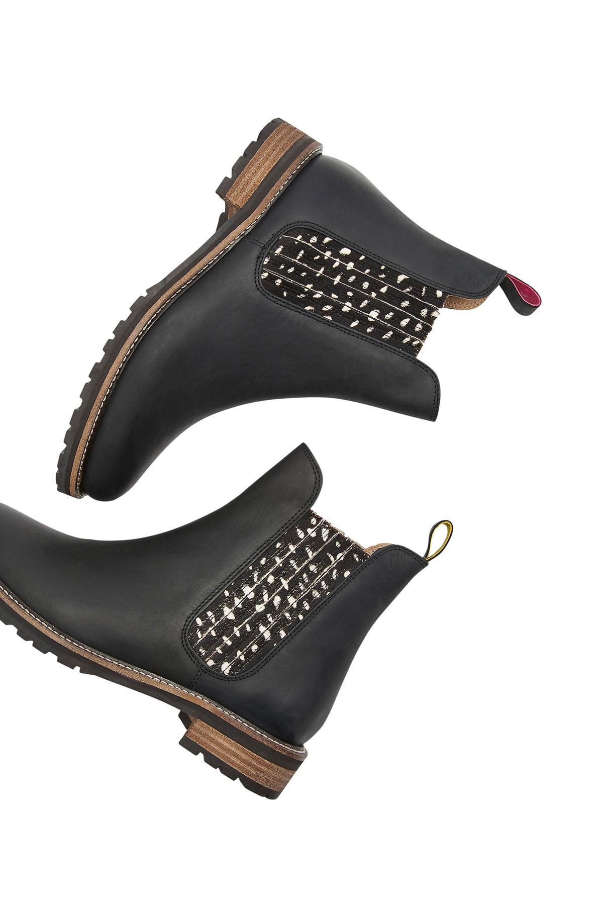 clarendon chunky chelsea boot