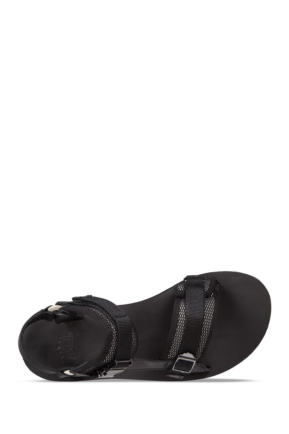 teva flatform universal luxe sandal