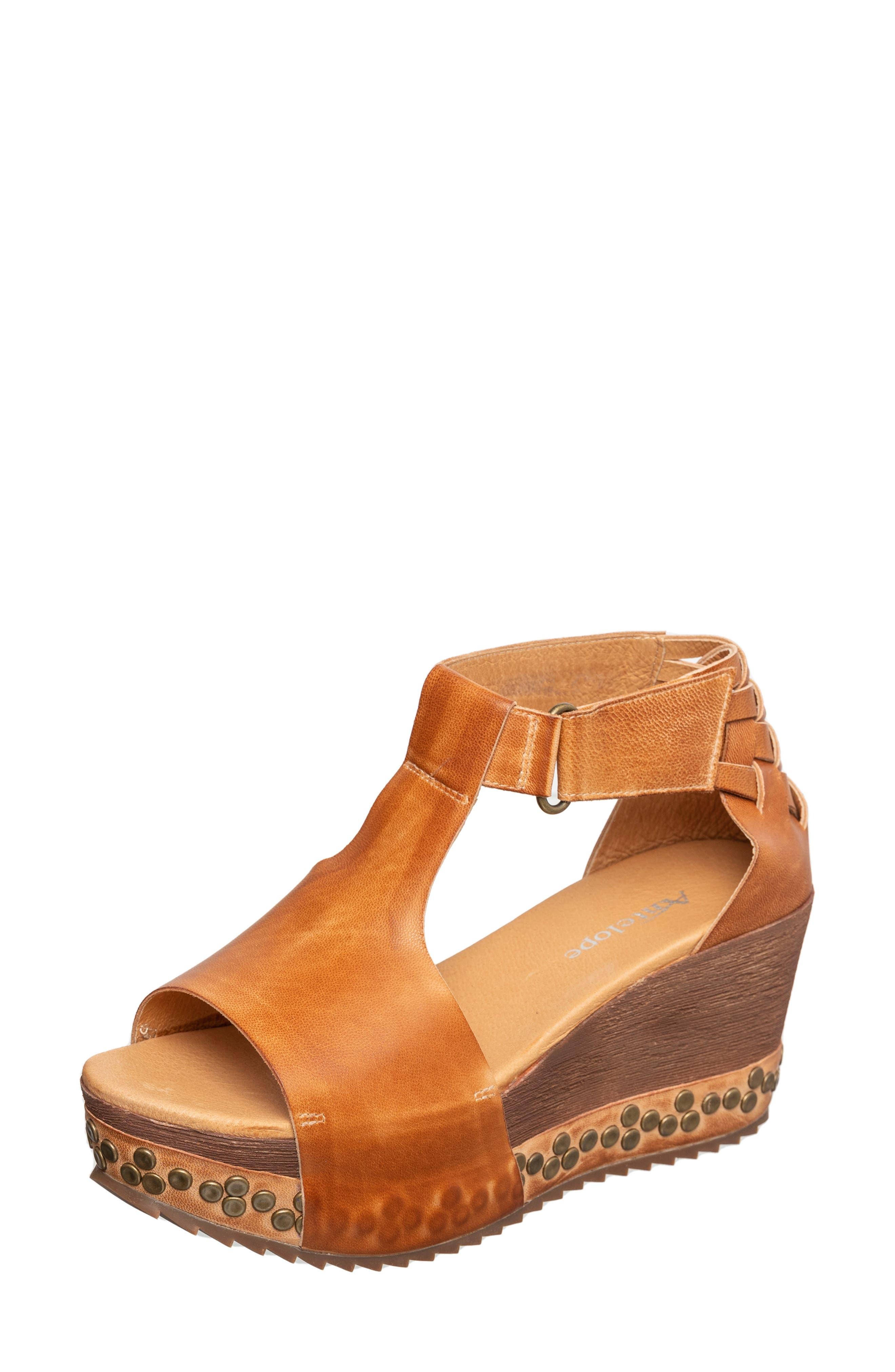 Antelope Kalona Wedge Sandal in Brown Lyst