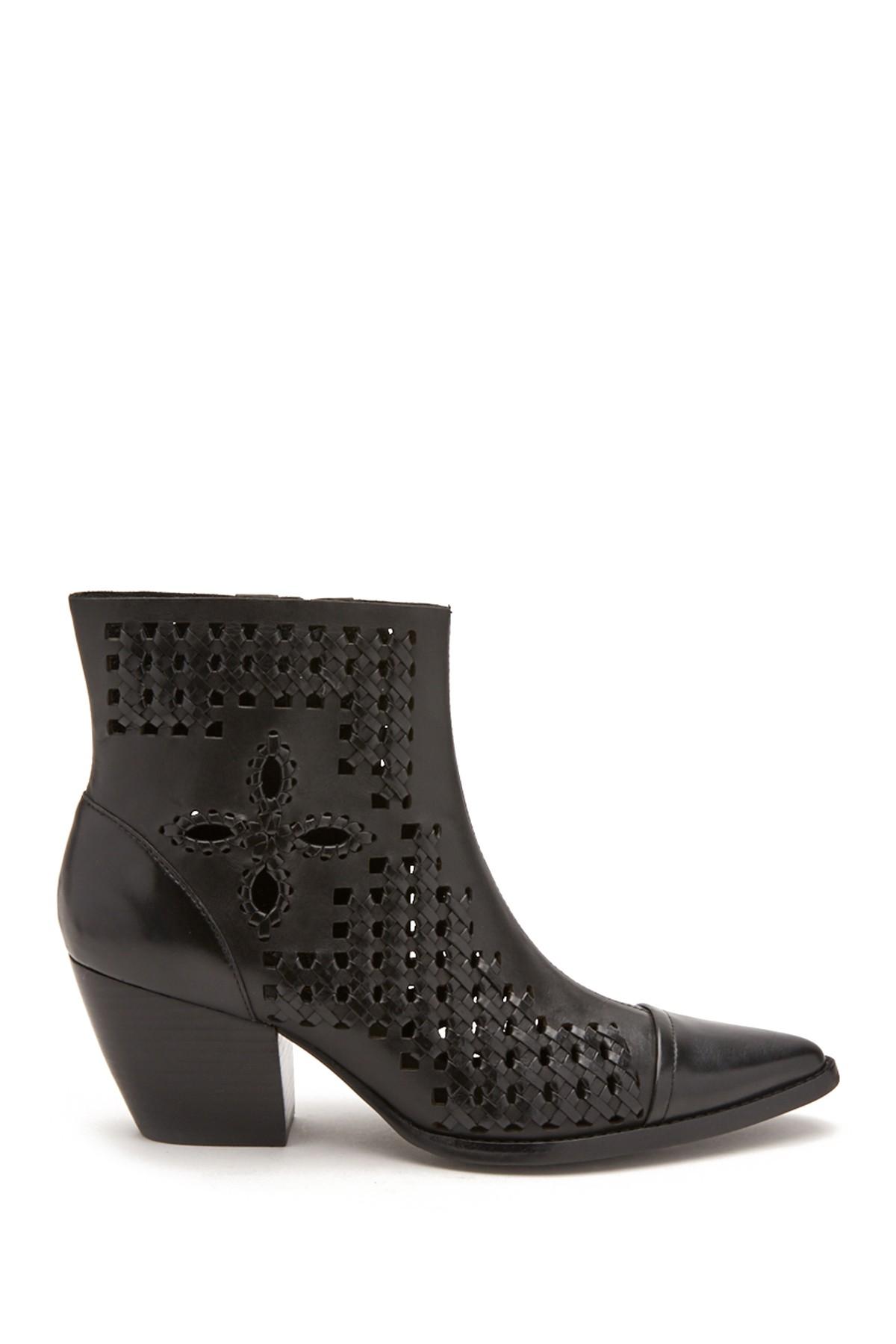 bello pointy toe bootie