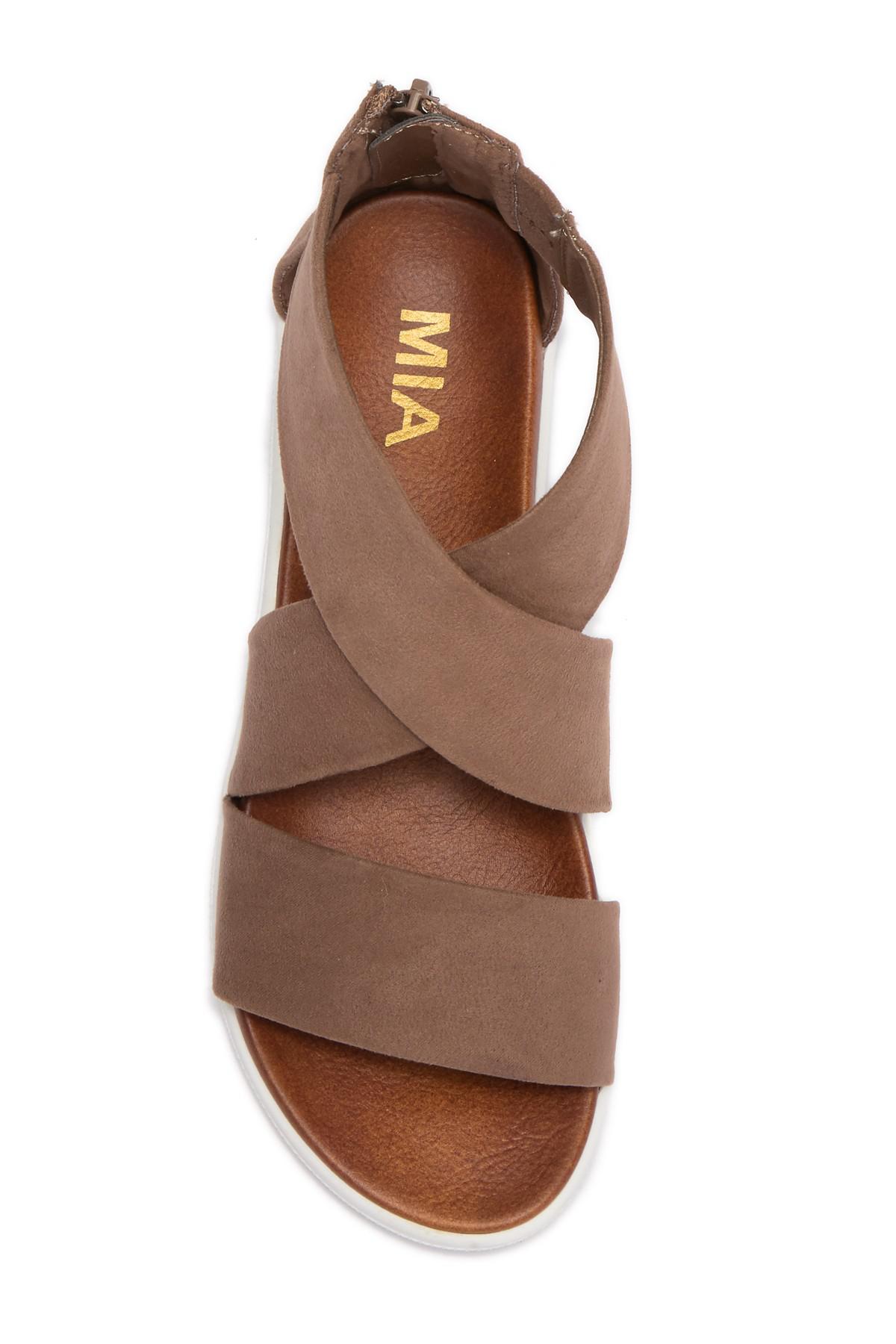 mia deana sandals taupe