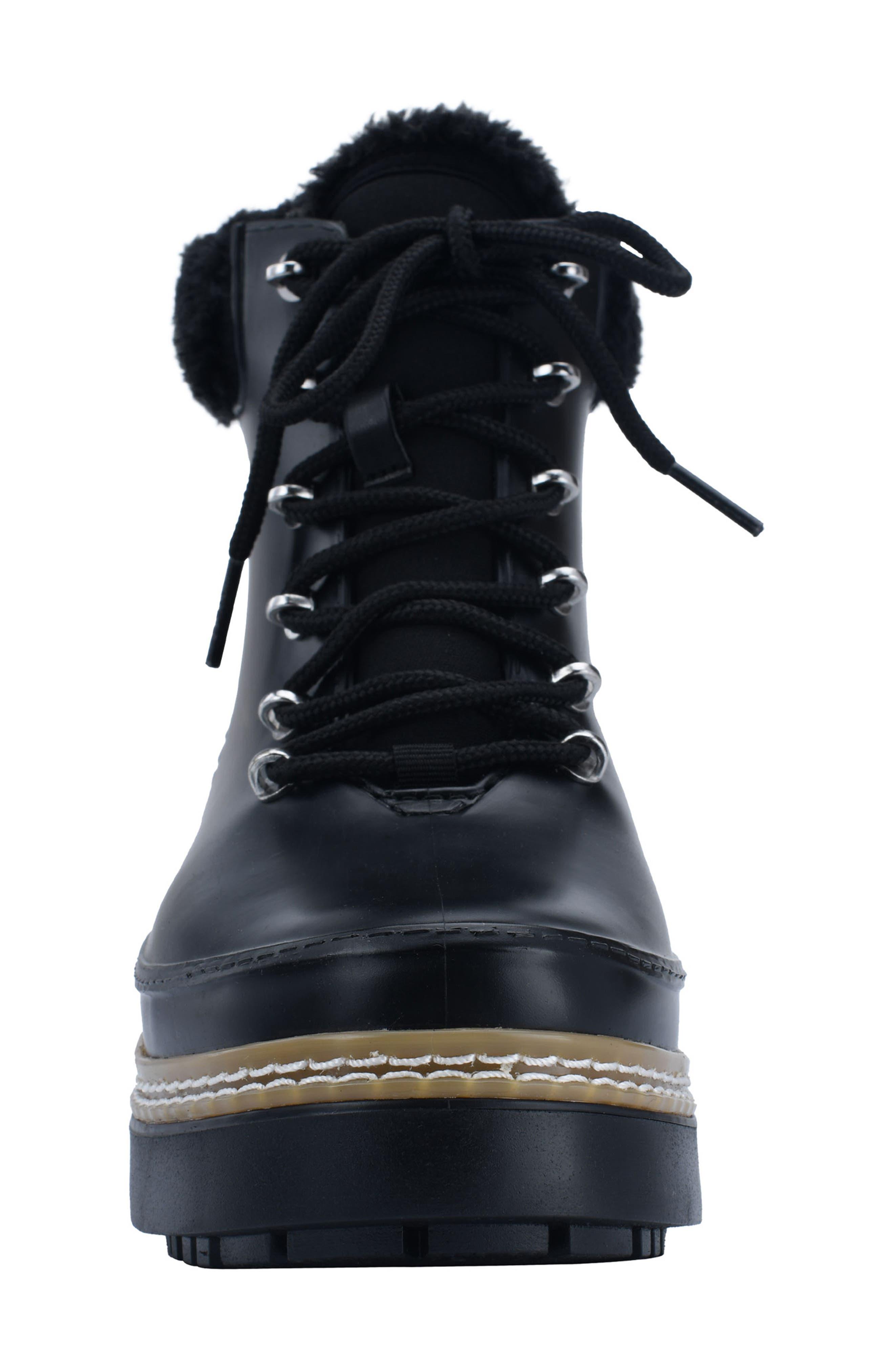 fairly waterproof winter boot