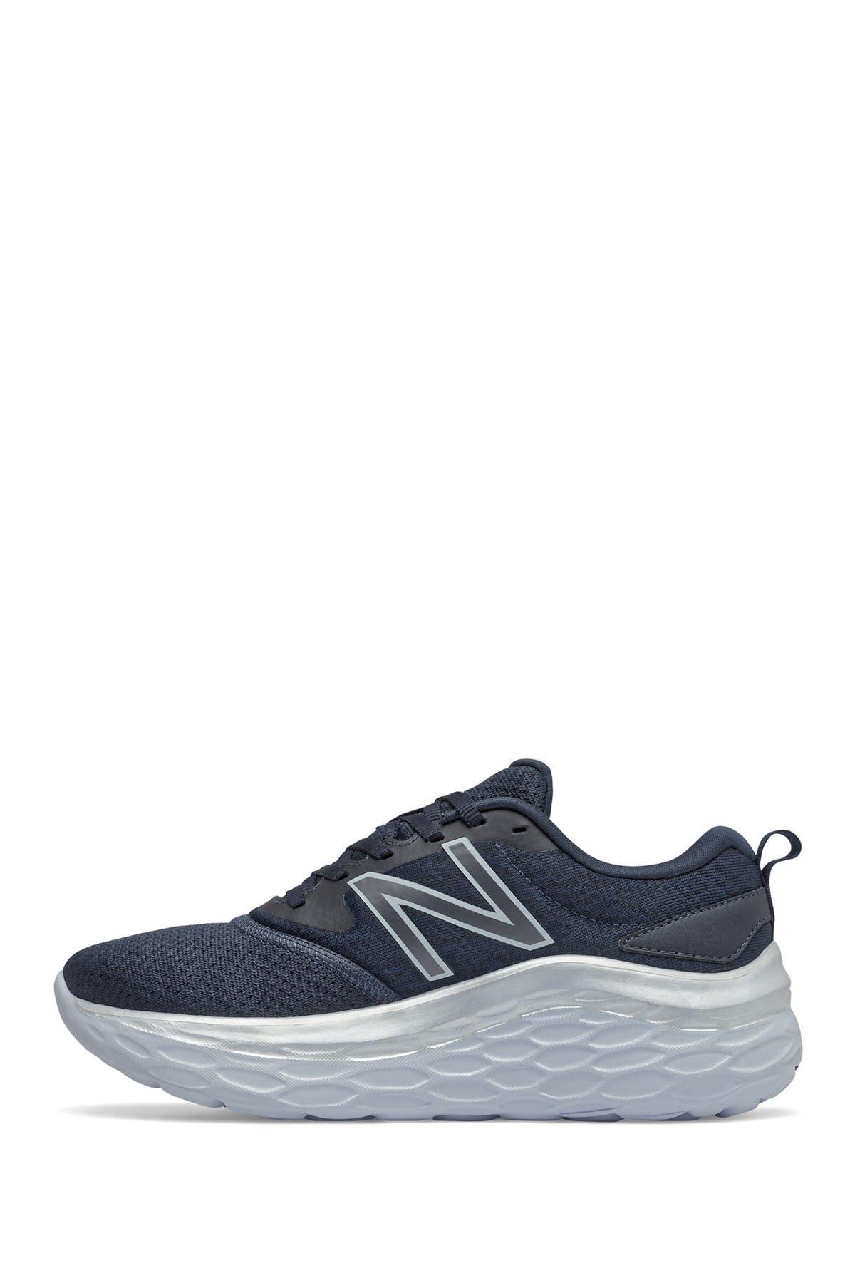 Synthetic Aloth Running Shoe in Navy 
