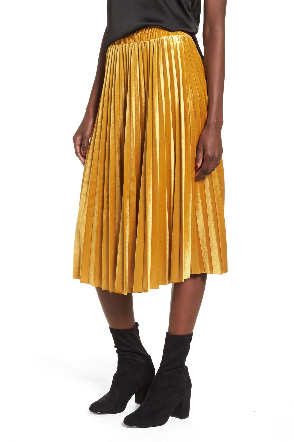 Lyst Chelsea28 Pleated Velvet Skirt in Yellow