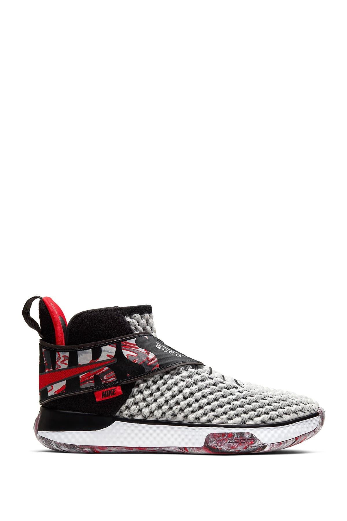 nike air zoom universe flyease