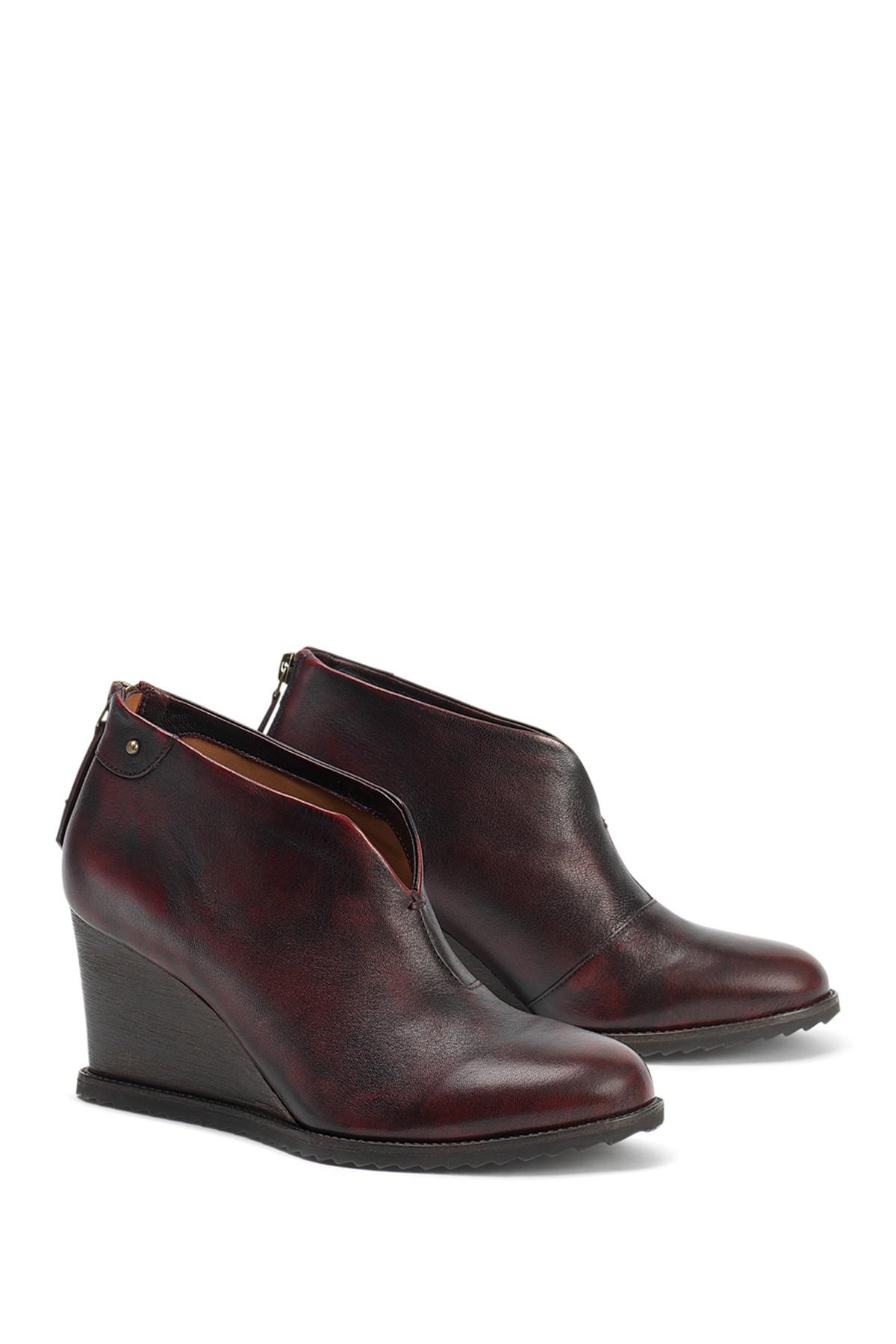 trask tenley wedge bootie