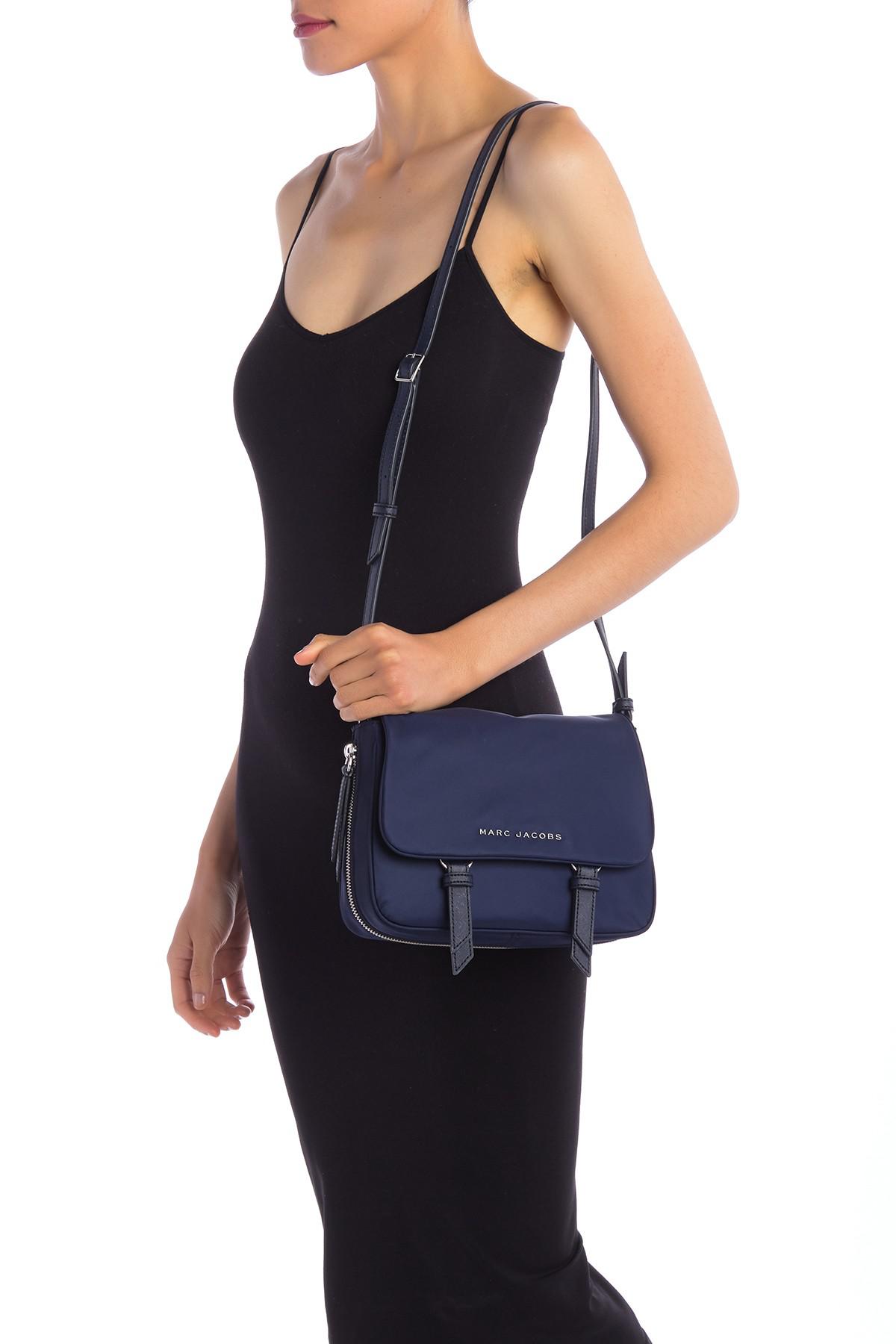 marc jacobs zip that mini messenger bag