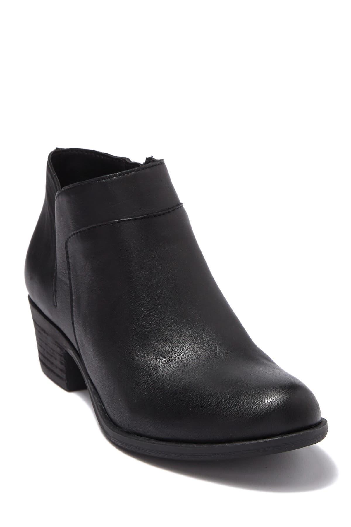 Lucky Brand Brintly Waterproof Ankle Boot in Black | Lyst