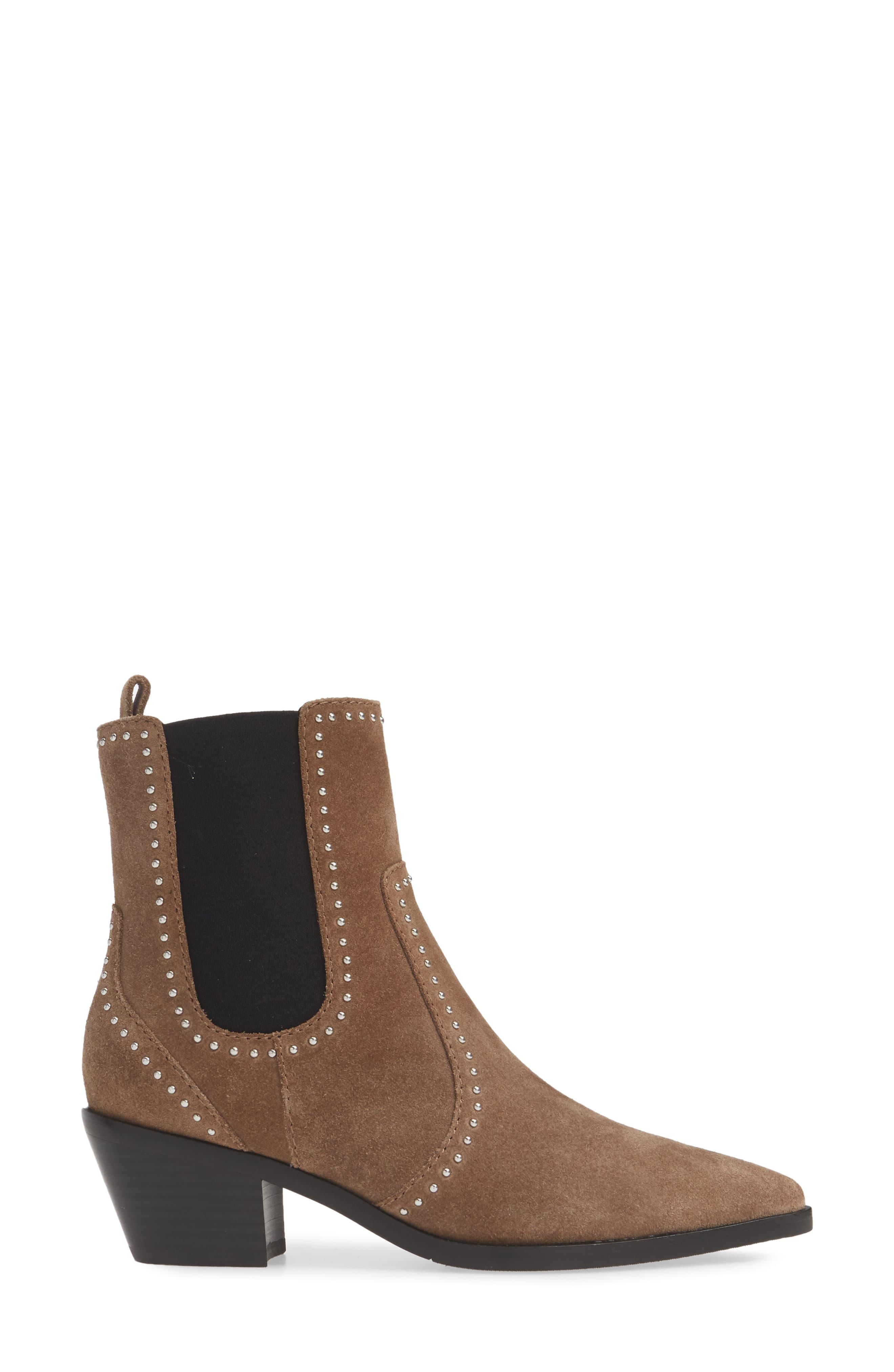 paige willa boot