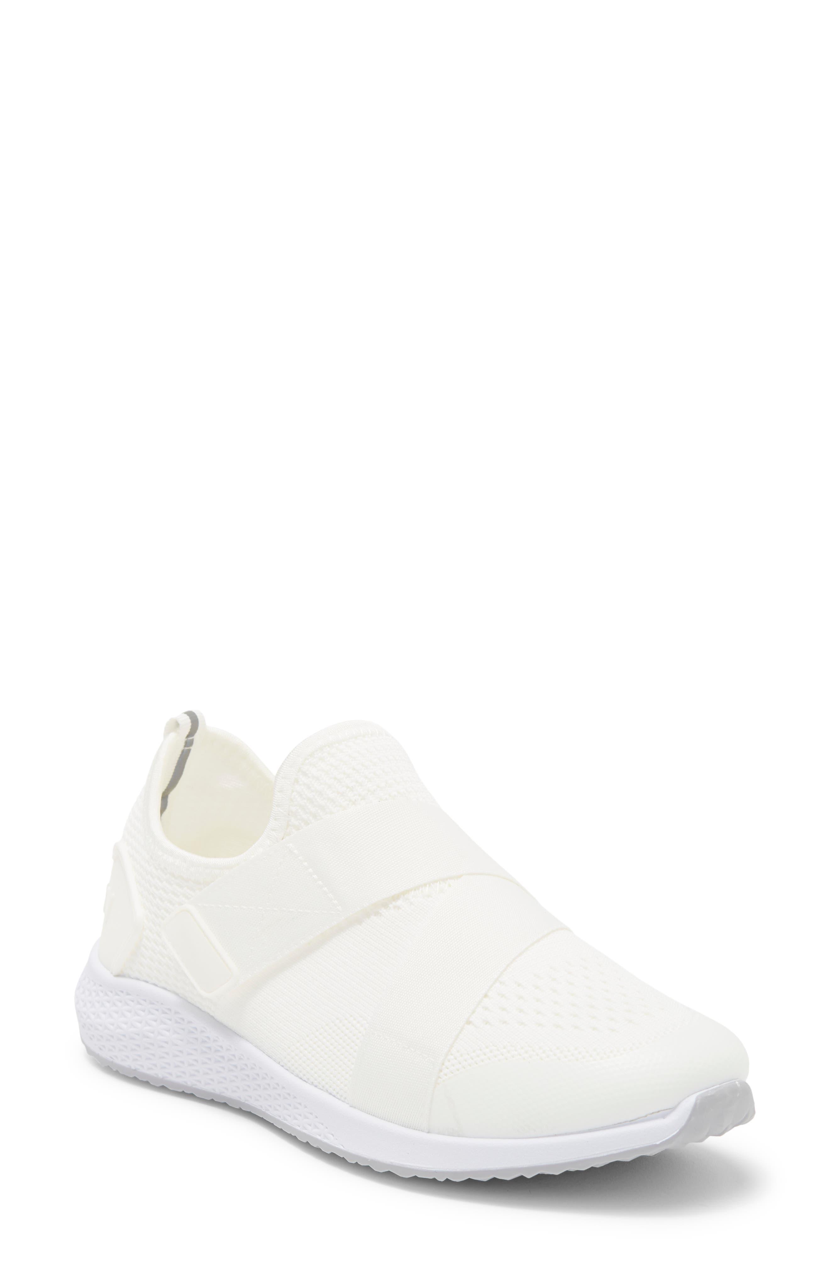 Danskin Slip-on Sneaker in White | Lyst