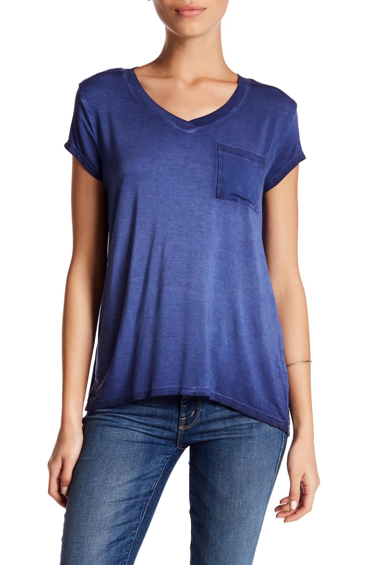 Cable & Gauge Washed V-neck T-shirt (petite) in Blue | Lyst