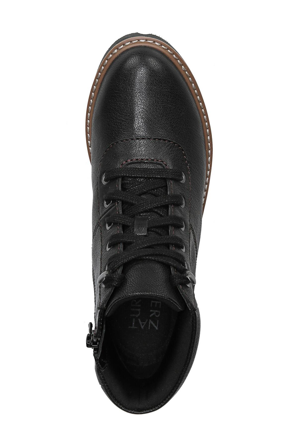 naturalizer lucy hiking boot