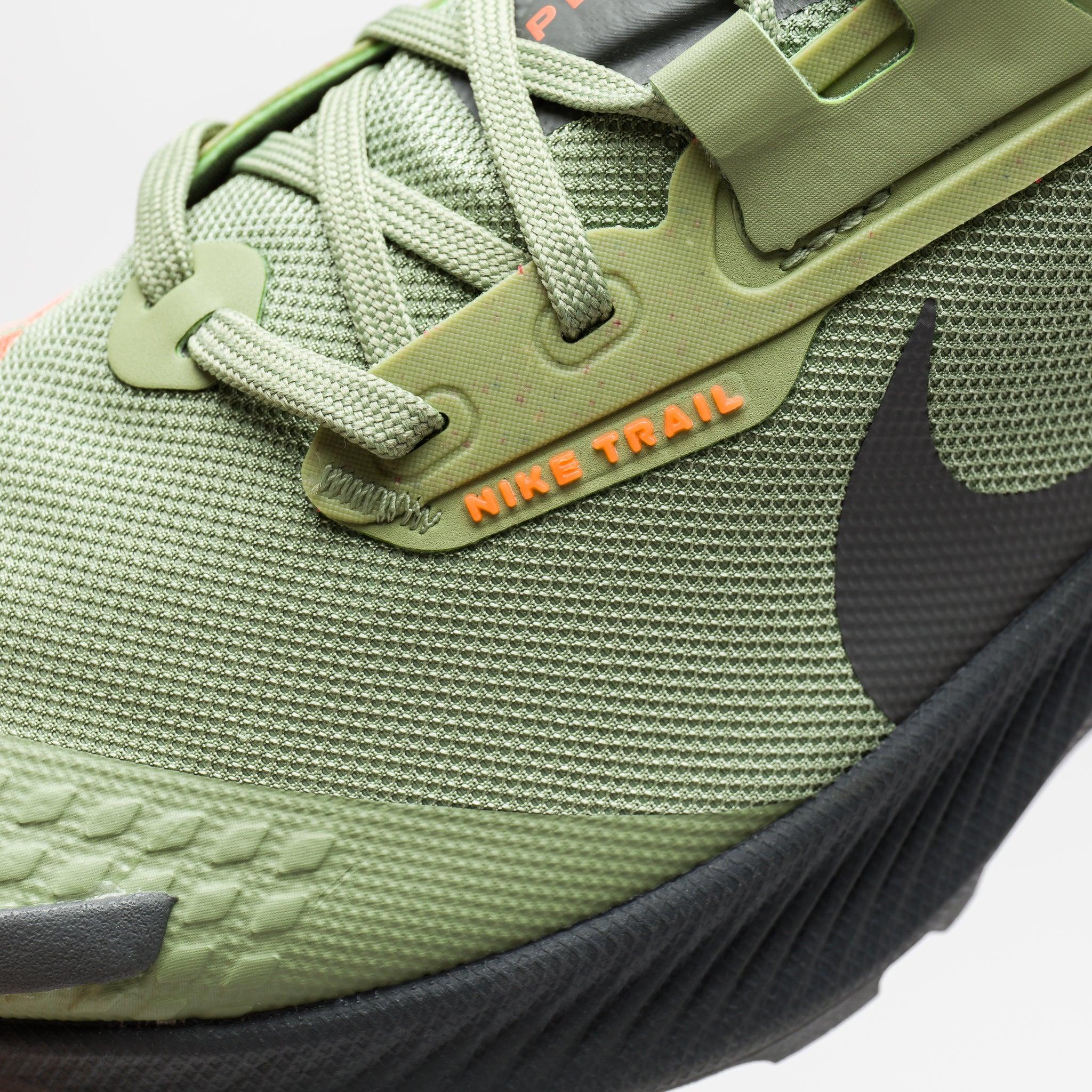 Nike Pegasus Trail 3 Gore-tex Sneaker in Green for Men | Lyst