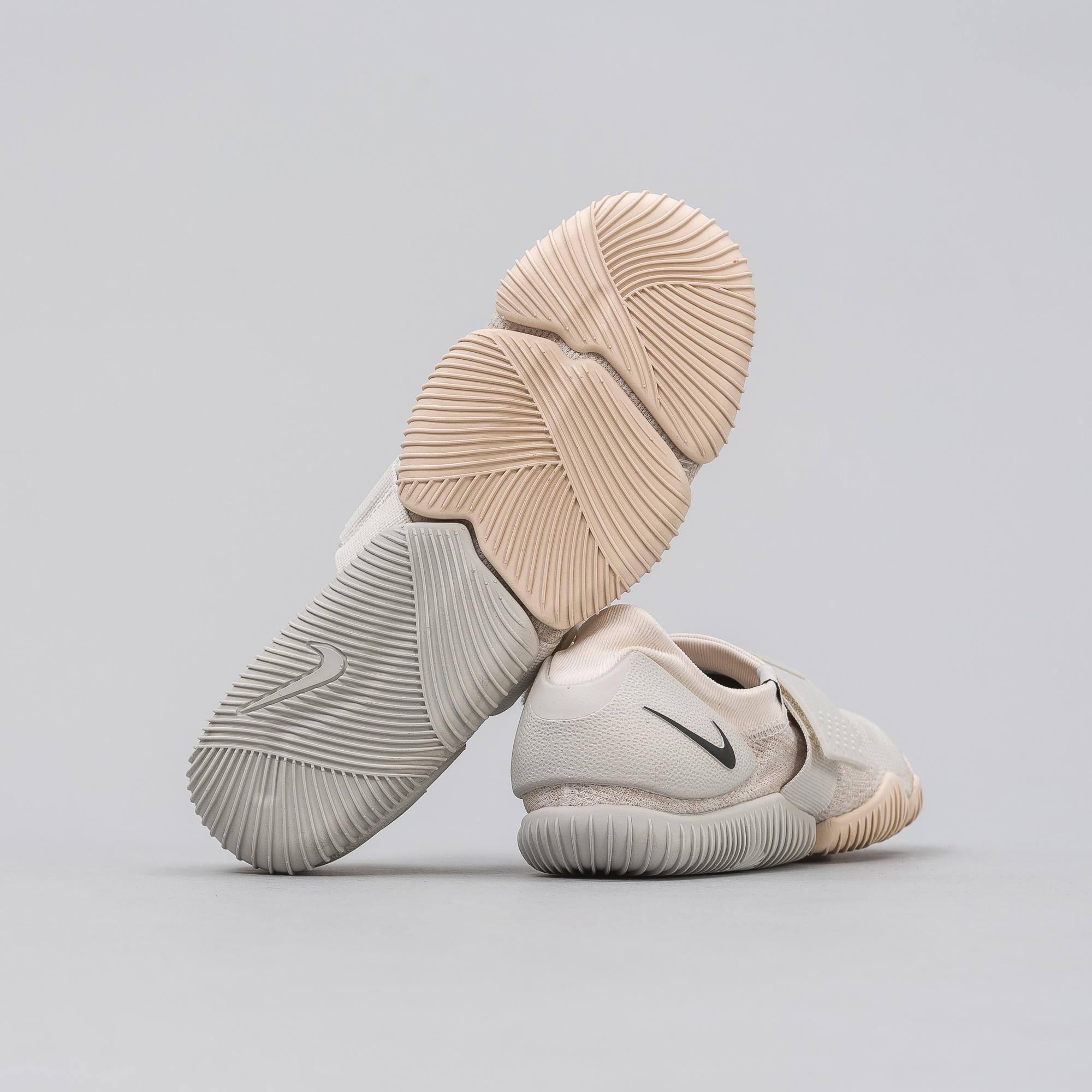 Nike Aqua Sock 360 In Oatmeal for Men | Lyst