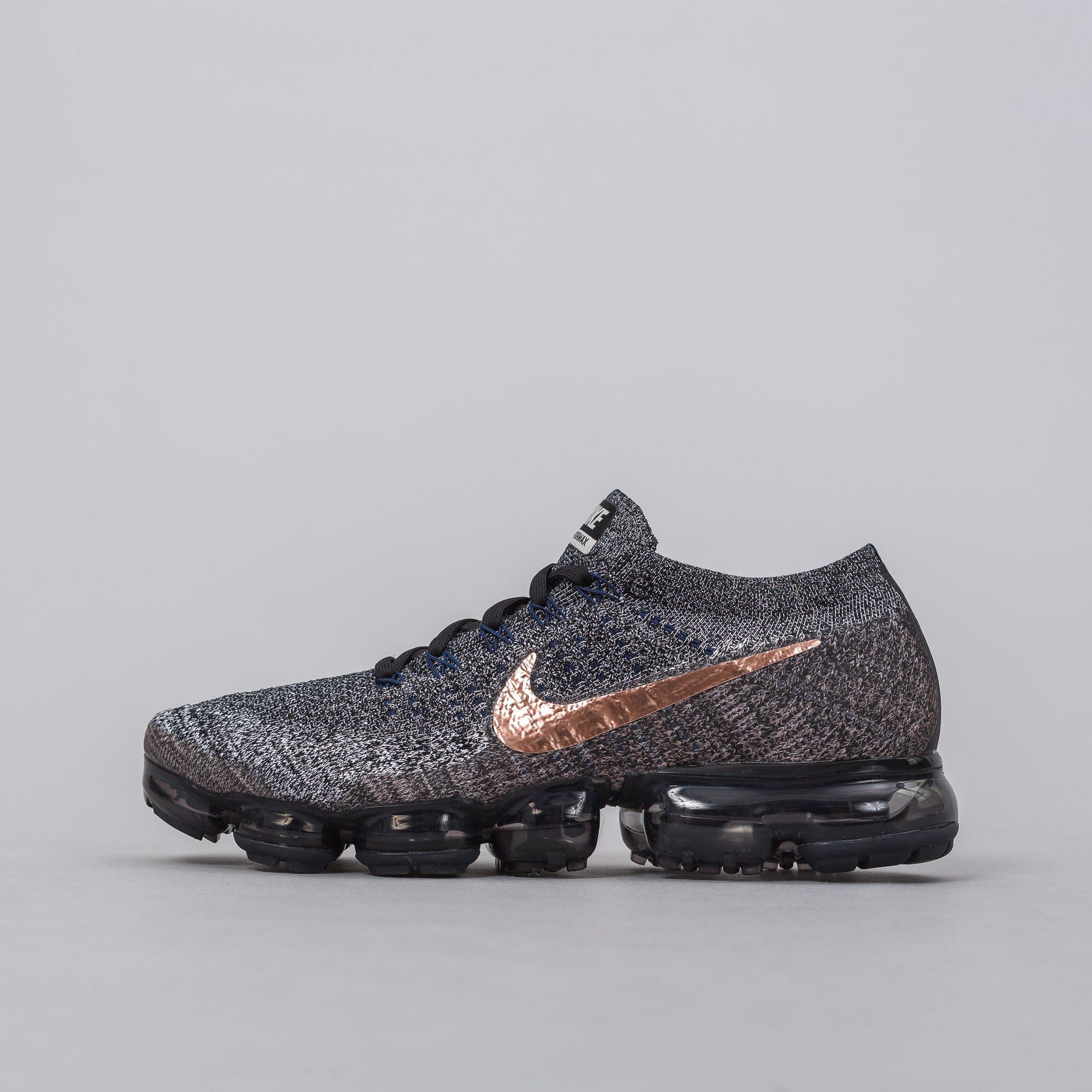 vapormax bronze
