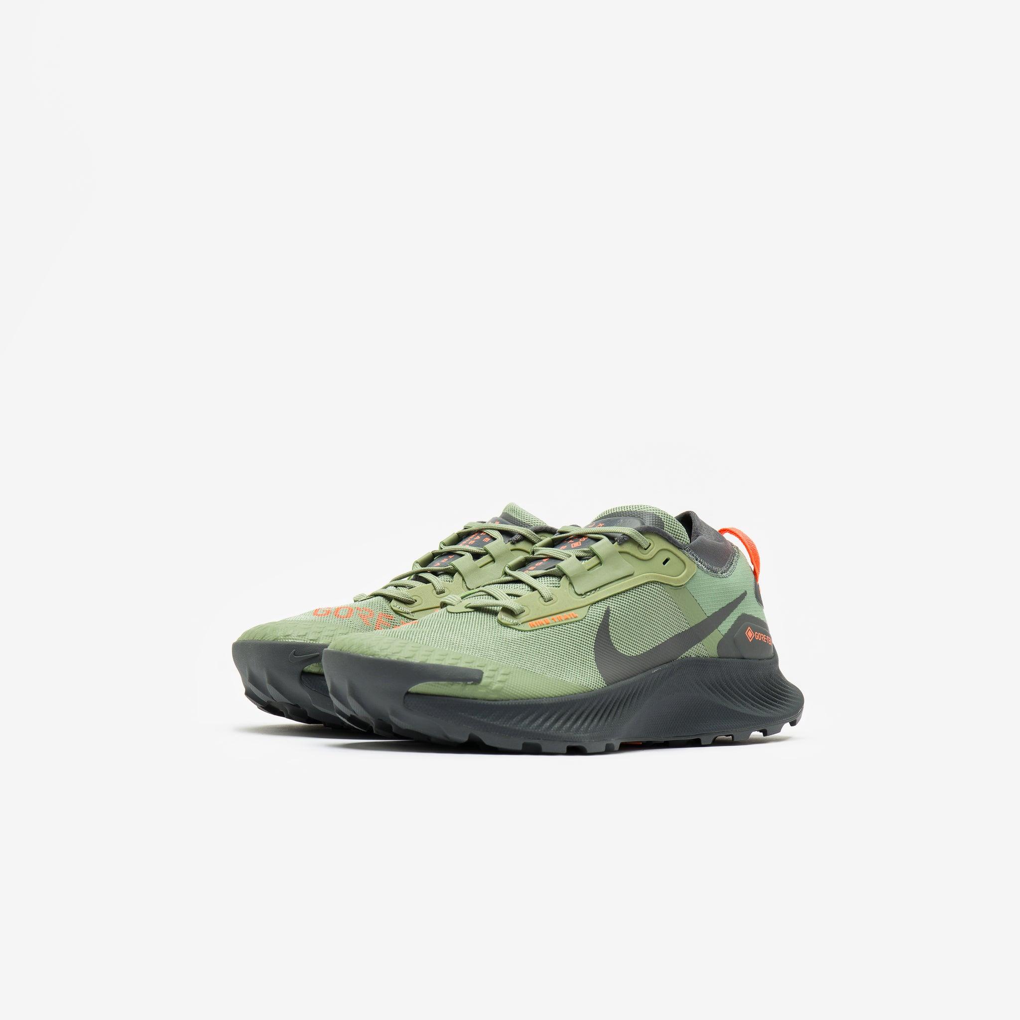 Nike Rubber Pegasus Trail 3 Gore-tex Sneaker in Green for Men | Lyst