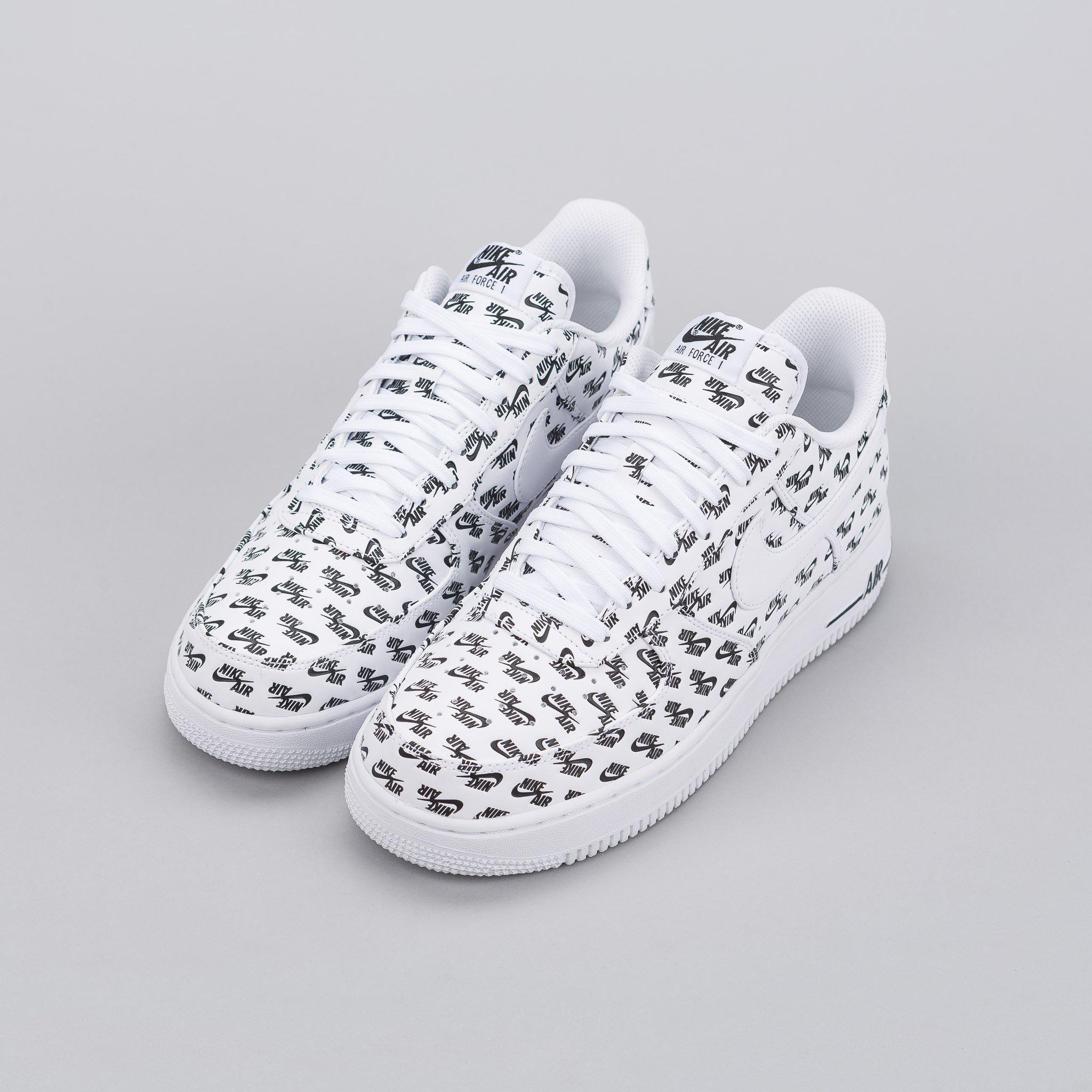 air force 1 air emblazoned