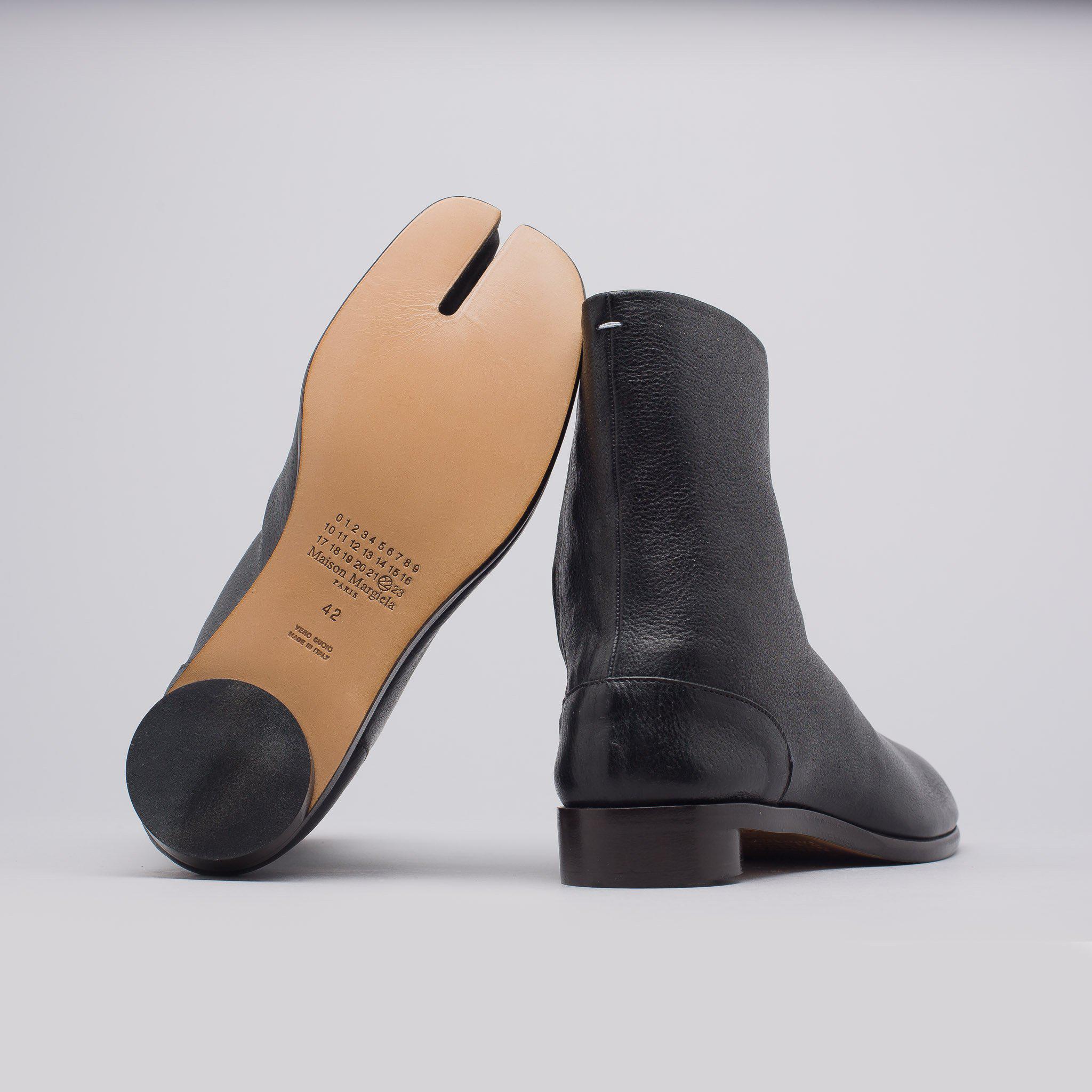 flat tabi boots