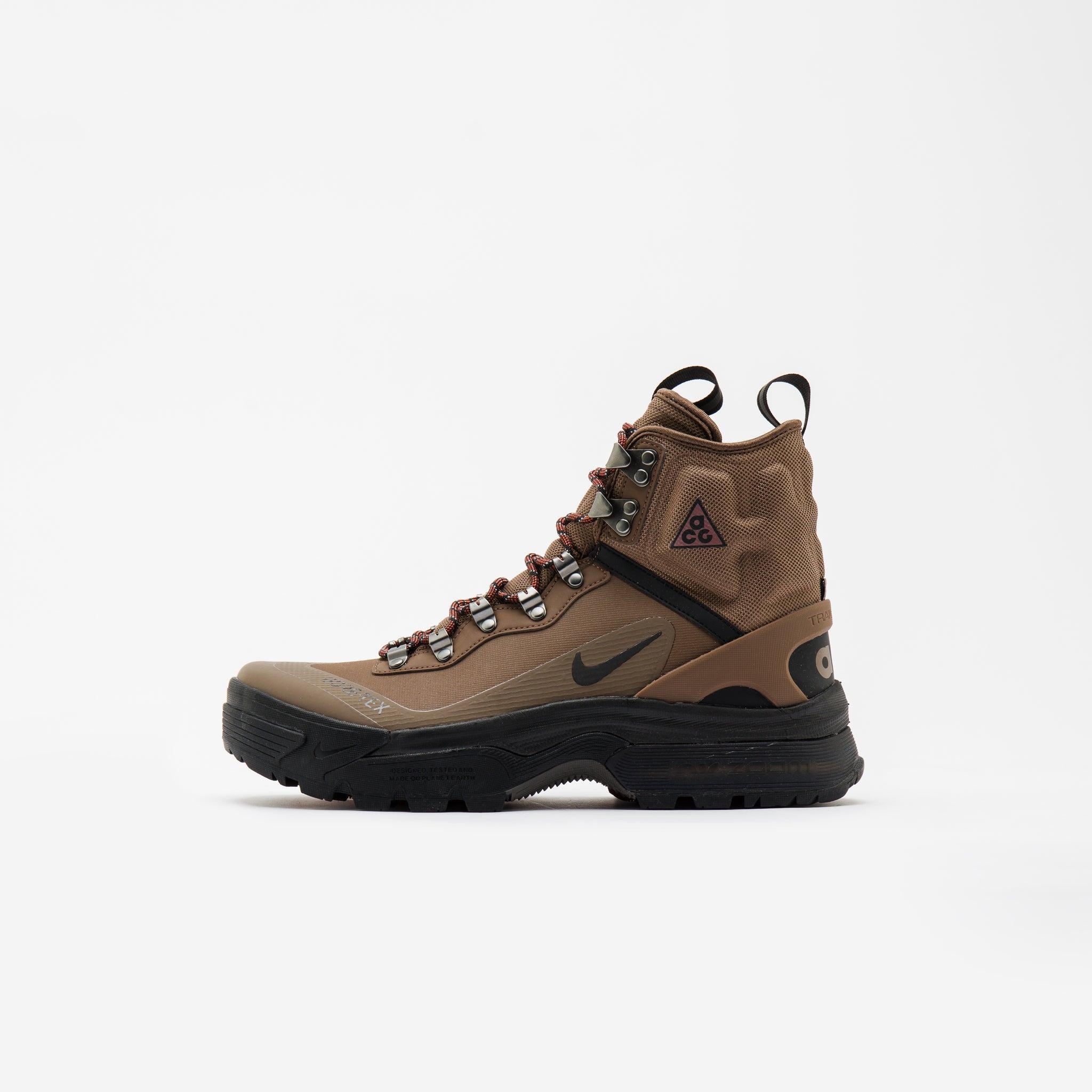 Nike Acg Air Zoom Gaiadome Gore-tex Sneaker in Brown for Men | Lyst