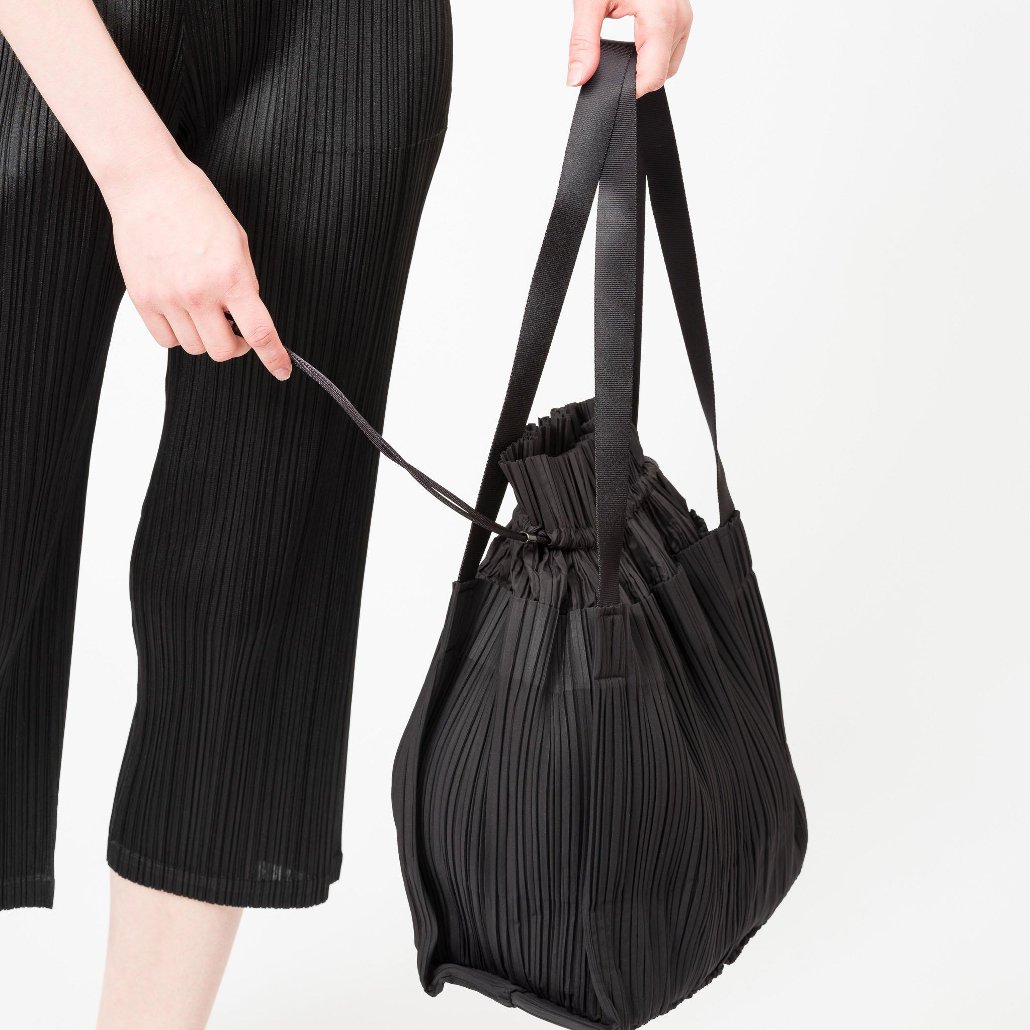 Pleats Please Issey Miyake Synthetic Square Pleats Bag in Black - Lyst
