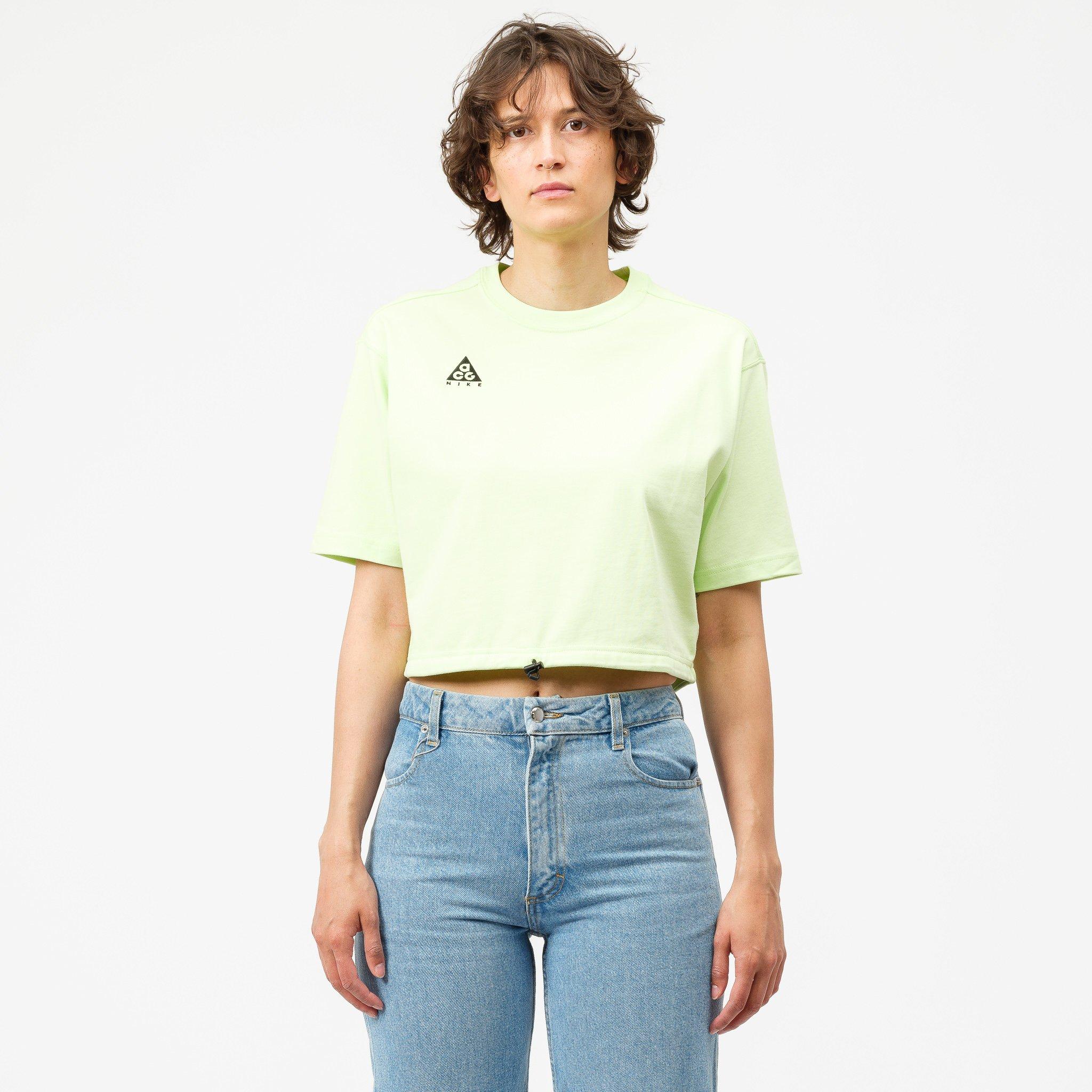 nike acg crop top
