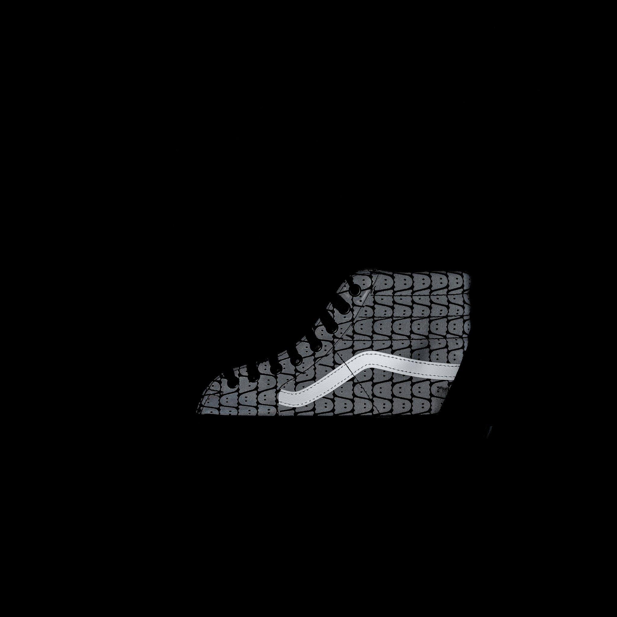 vans ghostly sk8 hi
