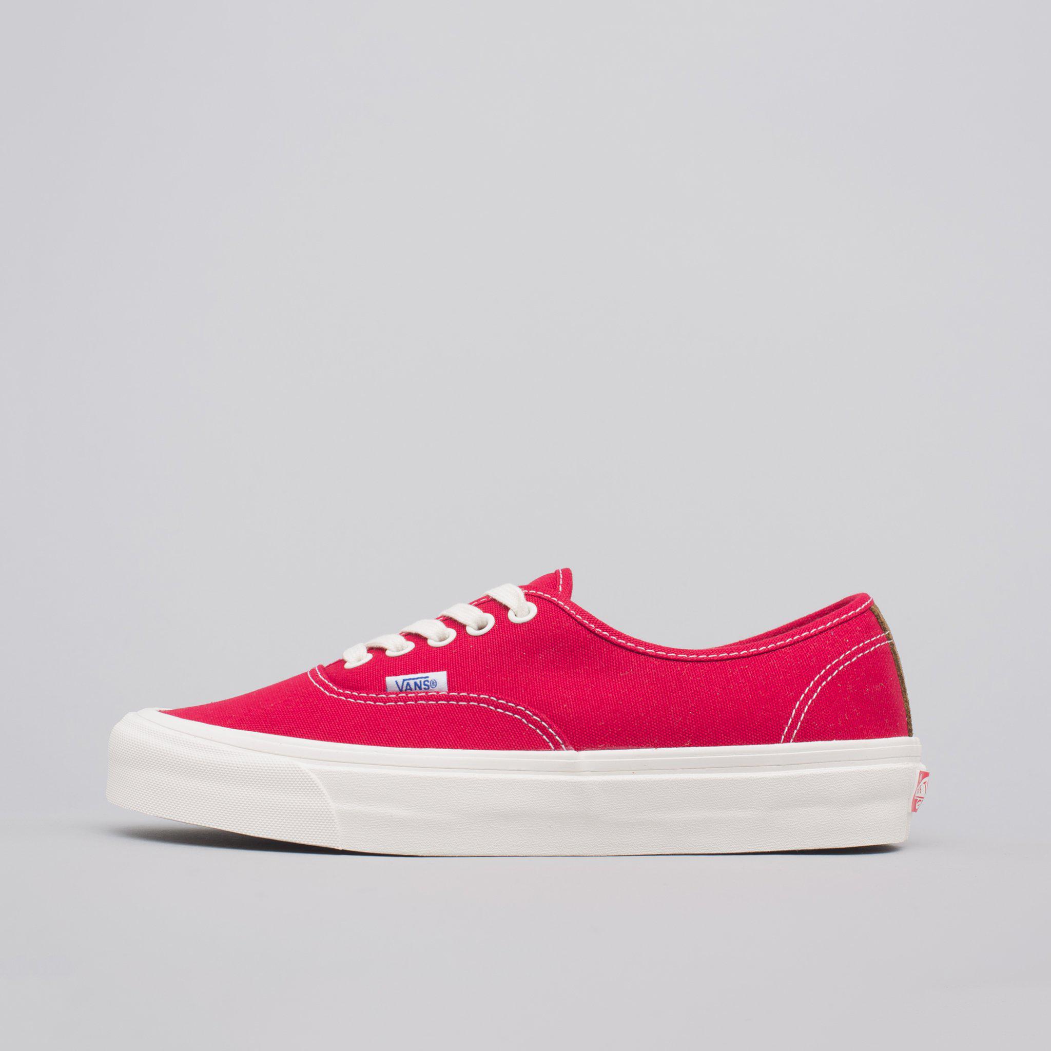 chili pepper fuchsia vans