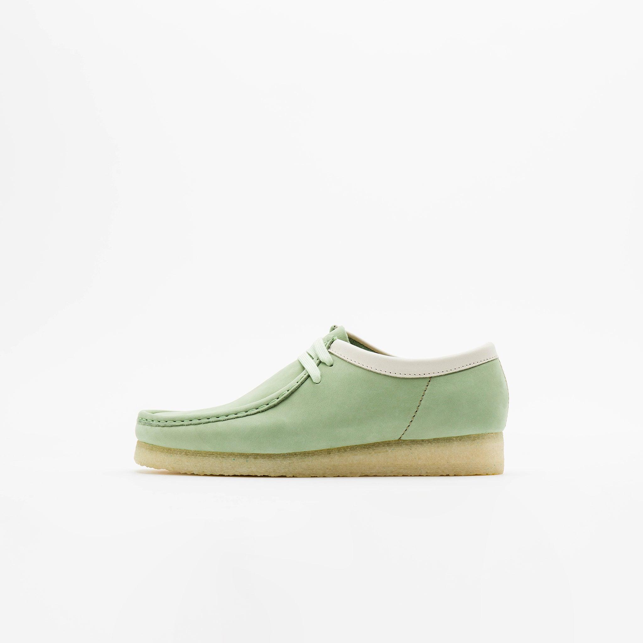 Clarks Suede Wallabee Shoe in Pale Green (Green) for Men | Lyst