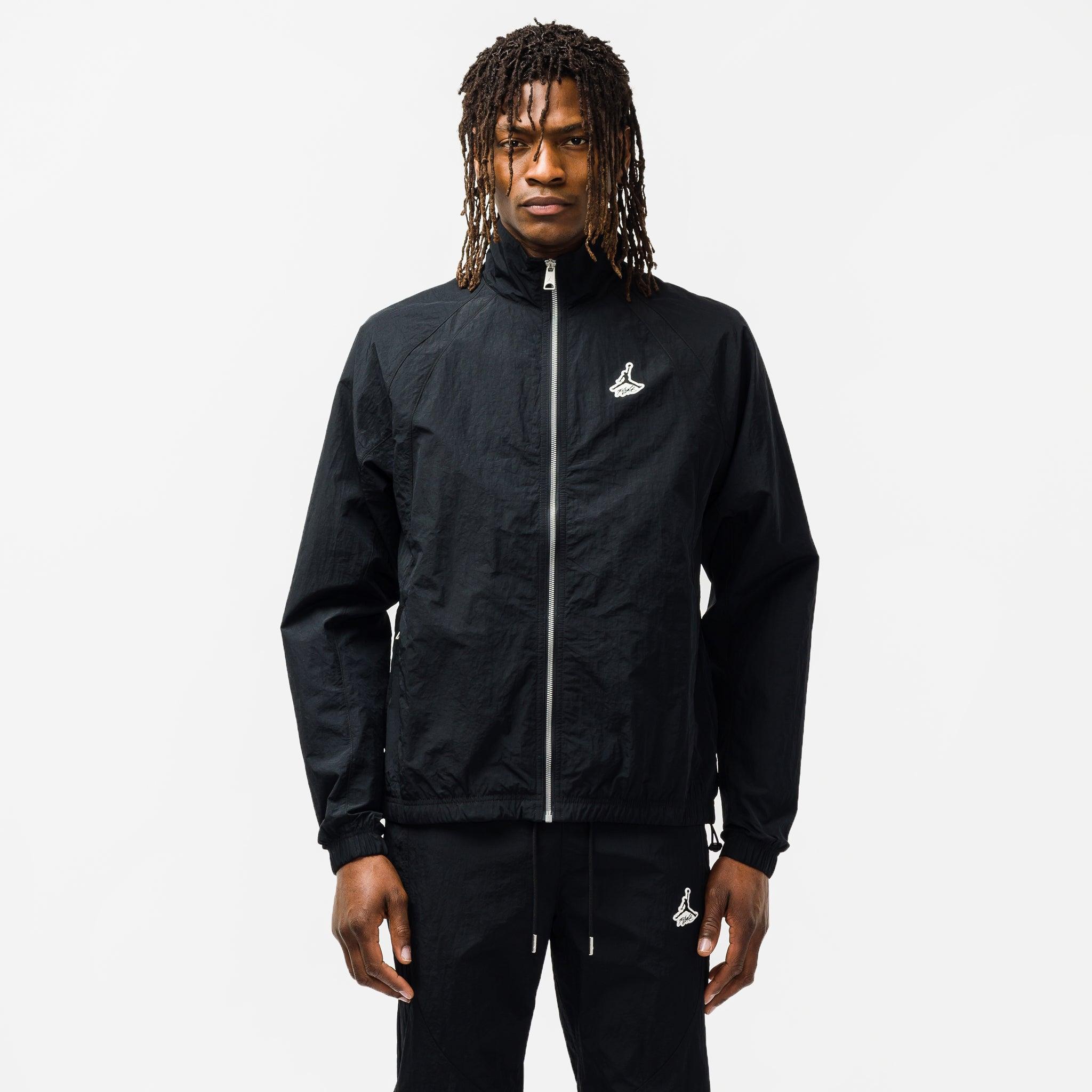 nike black warm up jacket