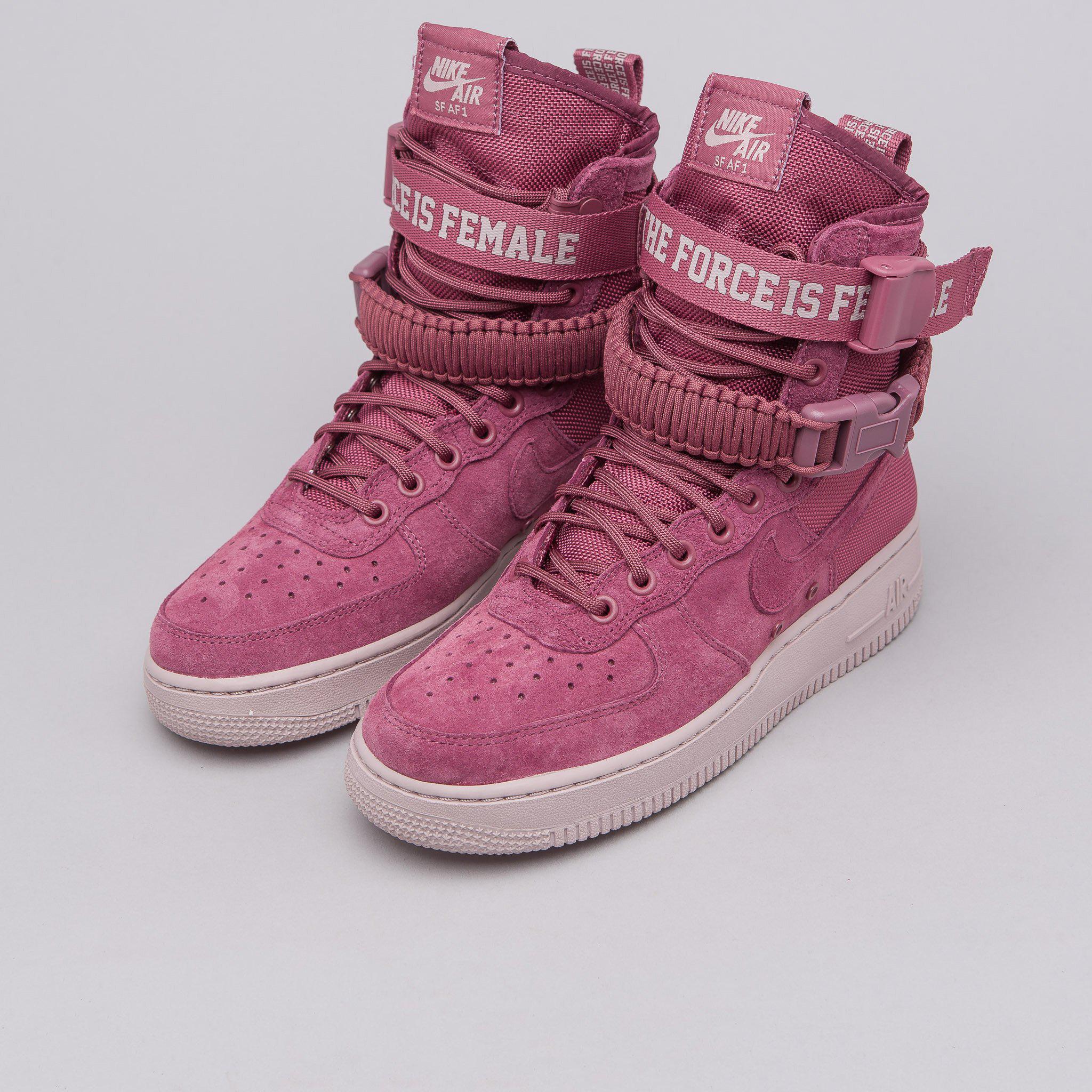 nike sf af1 force is female